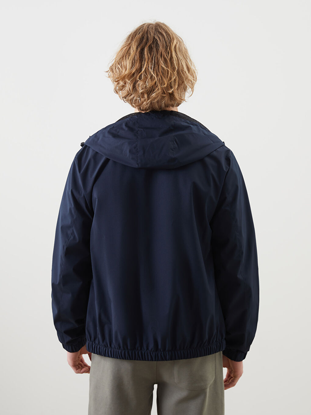 Lacivert Standart Kalıp Kapüşonlu Erkek Yağmurluk-10