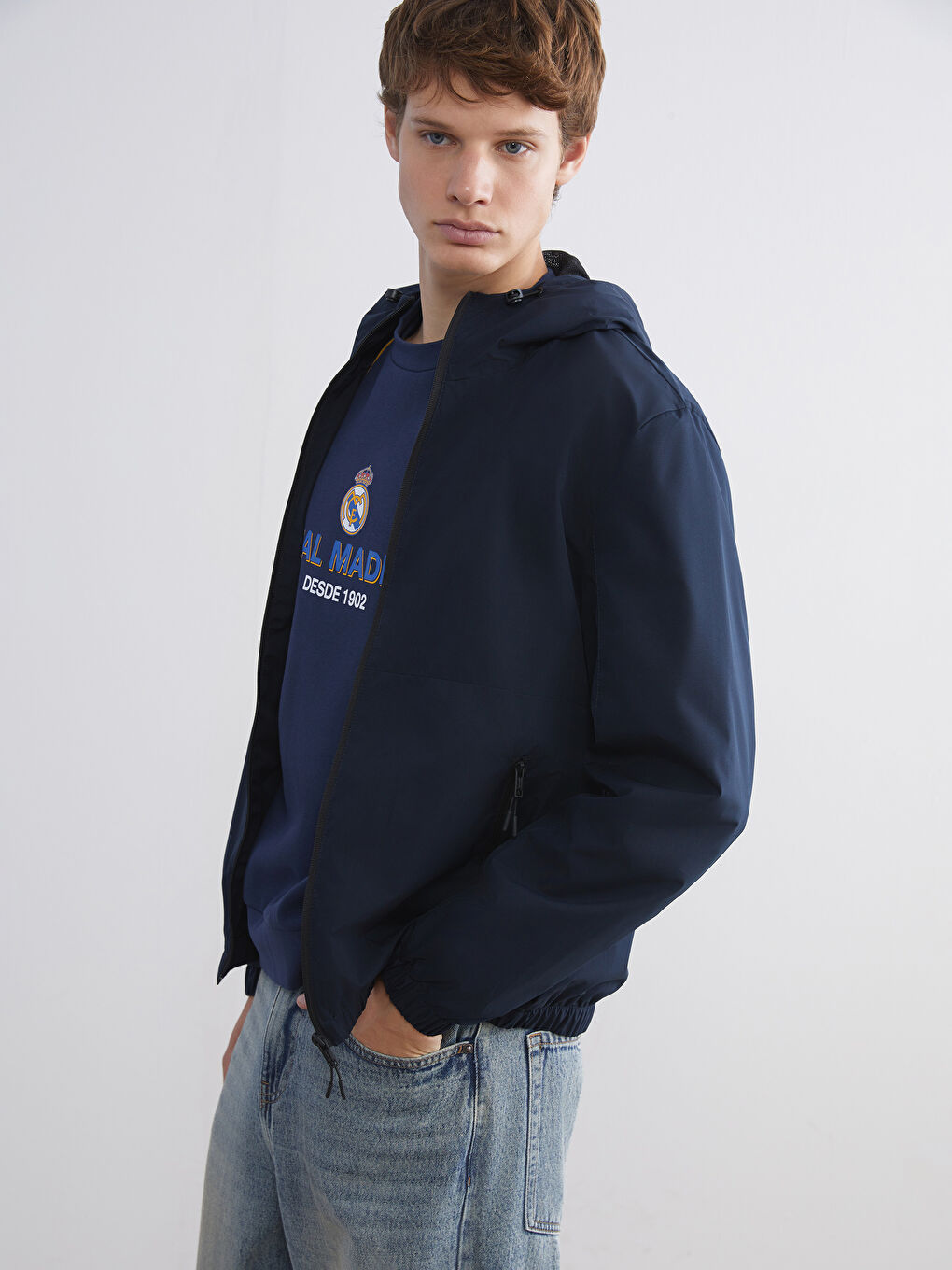 Lacivert Standart Kalıp Kapüşonlu Erkek Yağmurluk-1