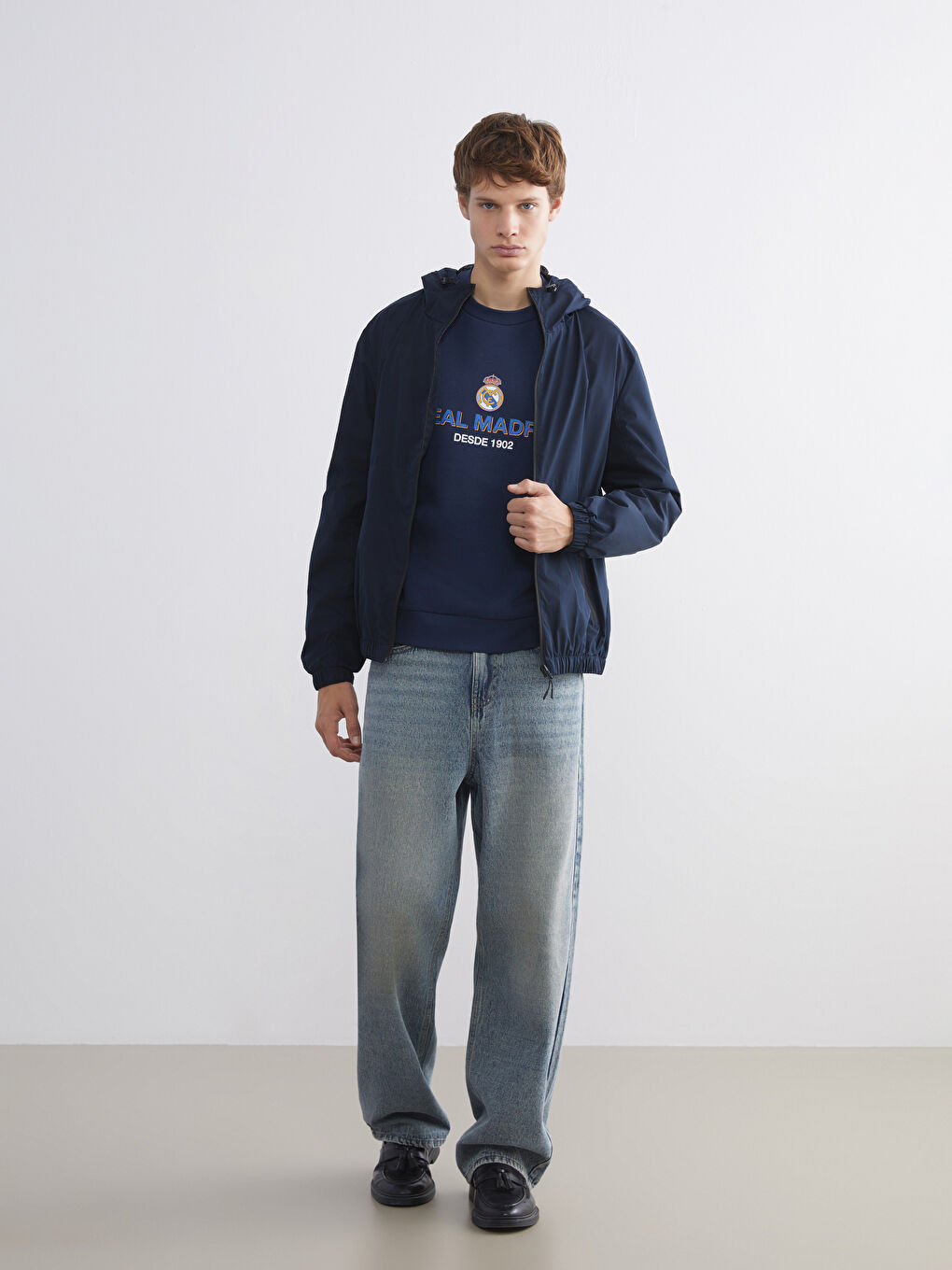 Lacivert Standart Kalıp Kapüşonlu Erkek Yağmurluk-3