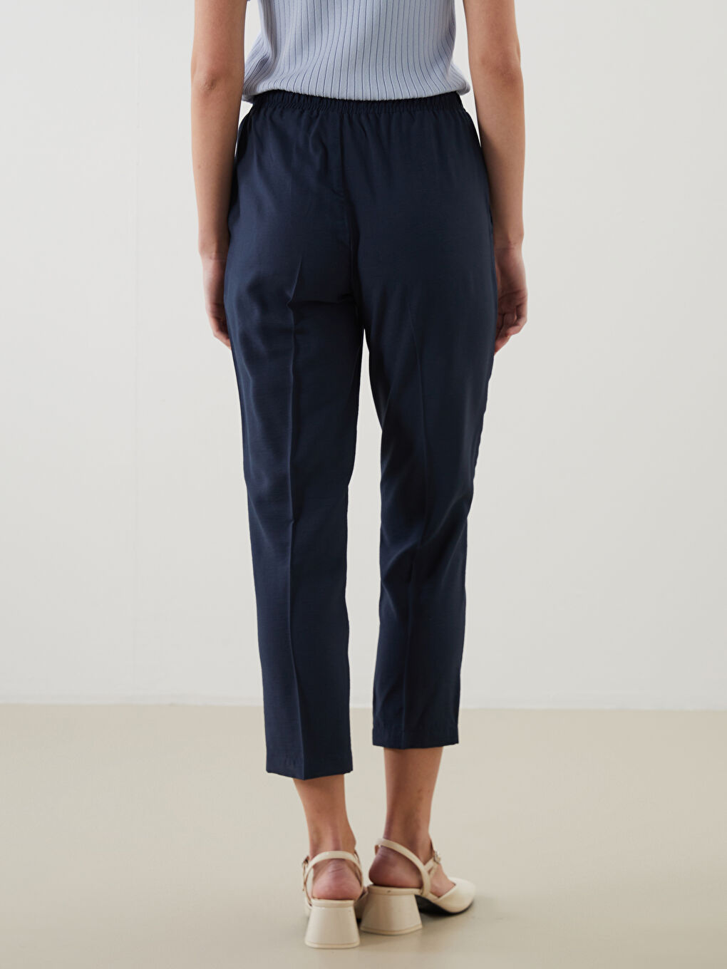 LCW Modest سروال نساء بقصة كاروت بخصر مطاطي -W50090Z8-HNG