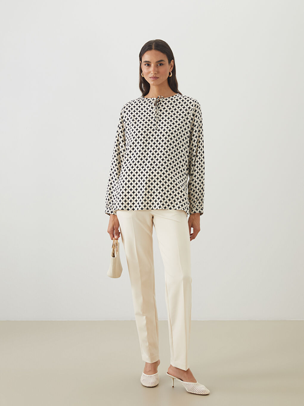 LCW Modest Tie Neck Patterned Blouse -W50101Z8-LRA