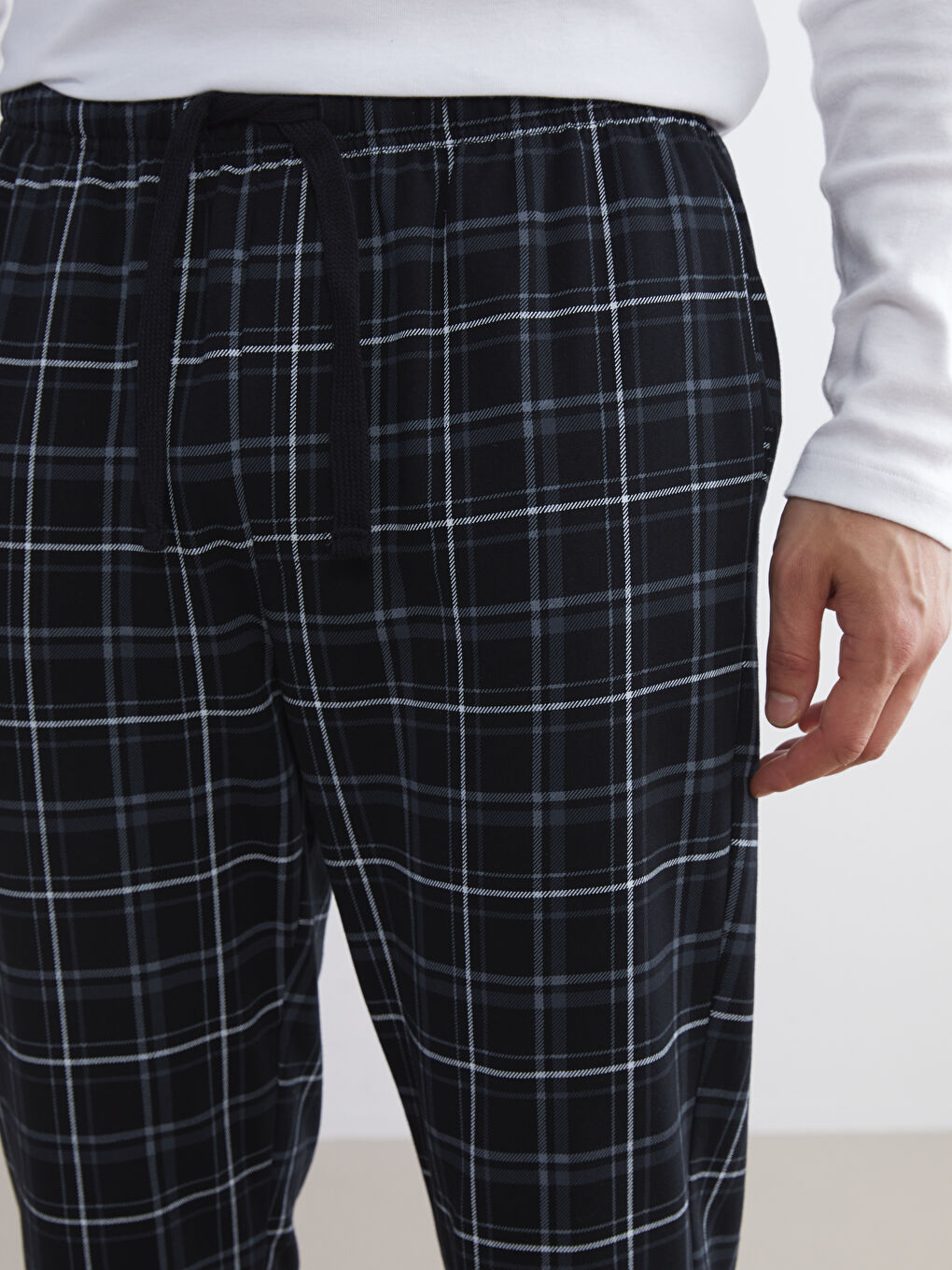 LC WAIKIKI Regular Fit Plaid Men's Pyjama Bottoms -W50113Z8-LQJ
