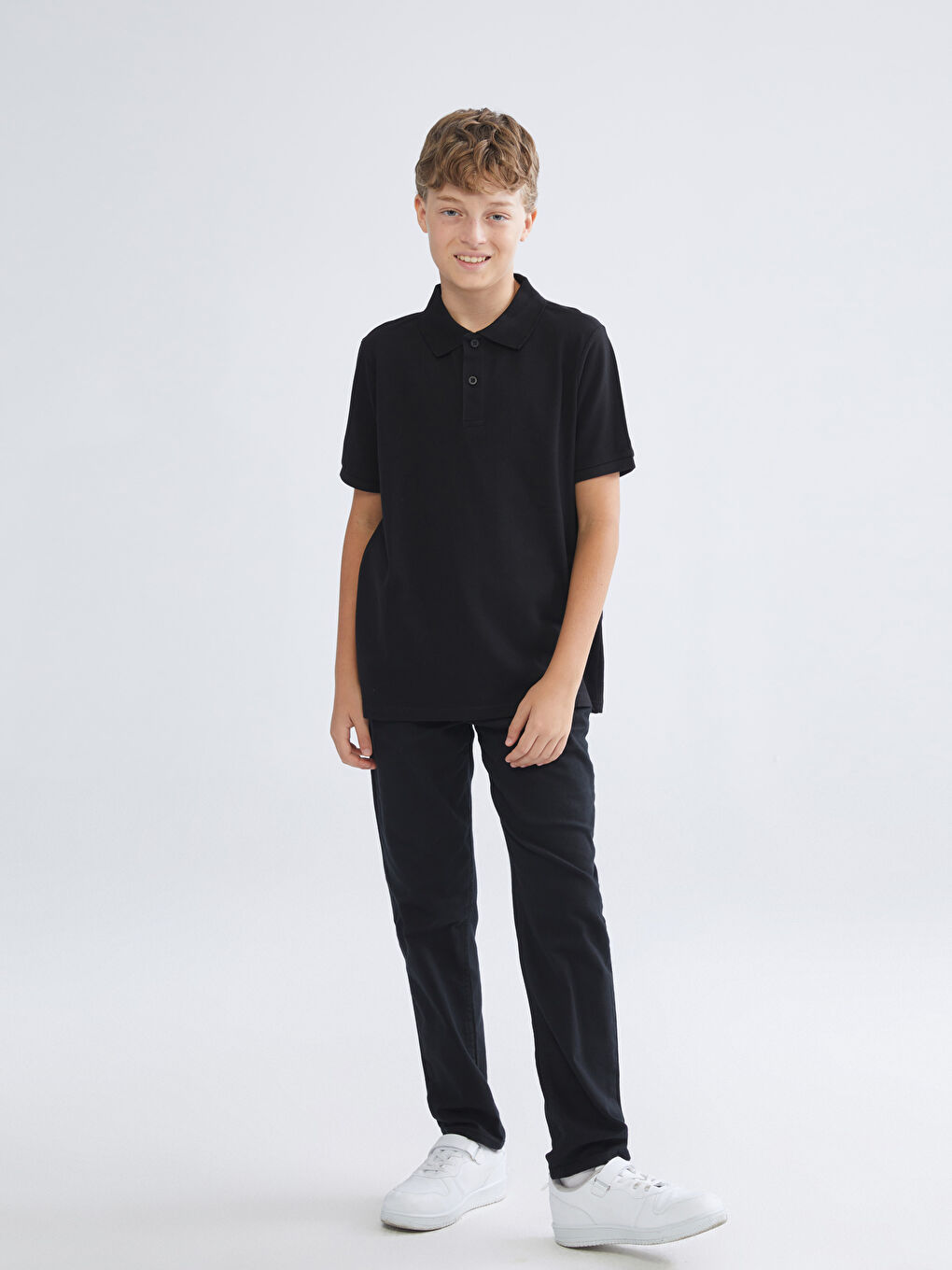 Siyah Polo Yaka Erkek Çocuk Tişört-1
