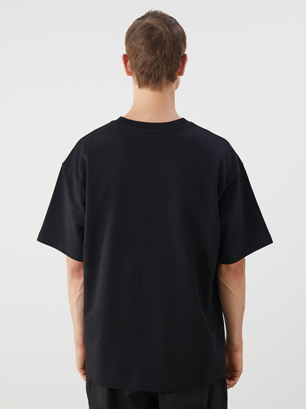Siyah Bisiklet Yaka Kısa Kollu Baskılı Erkek Sweatshirt-3