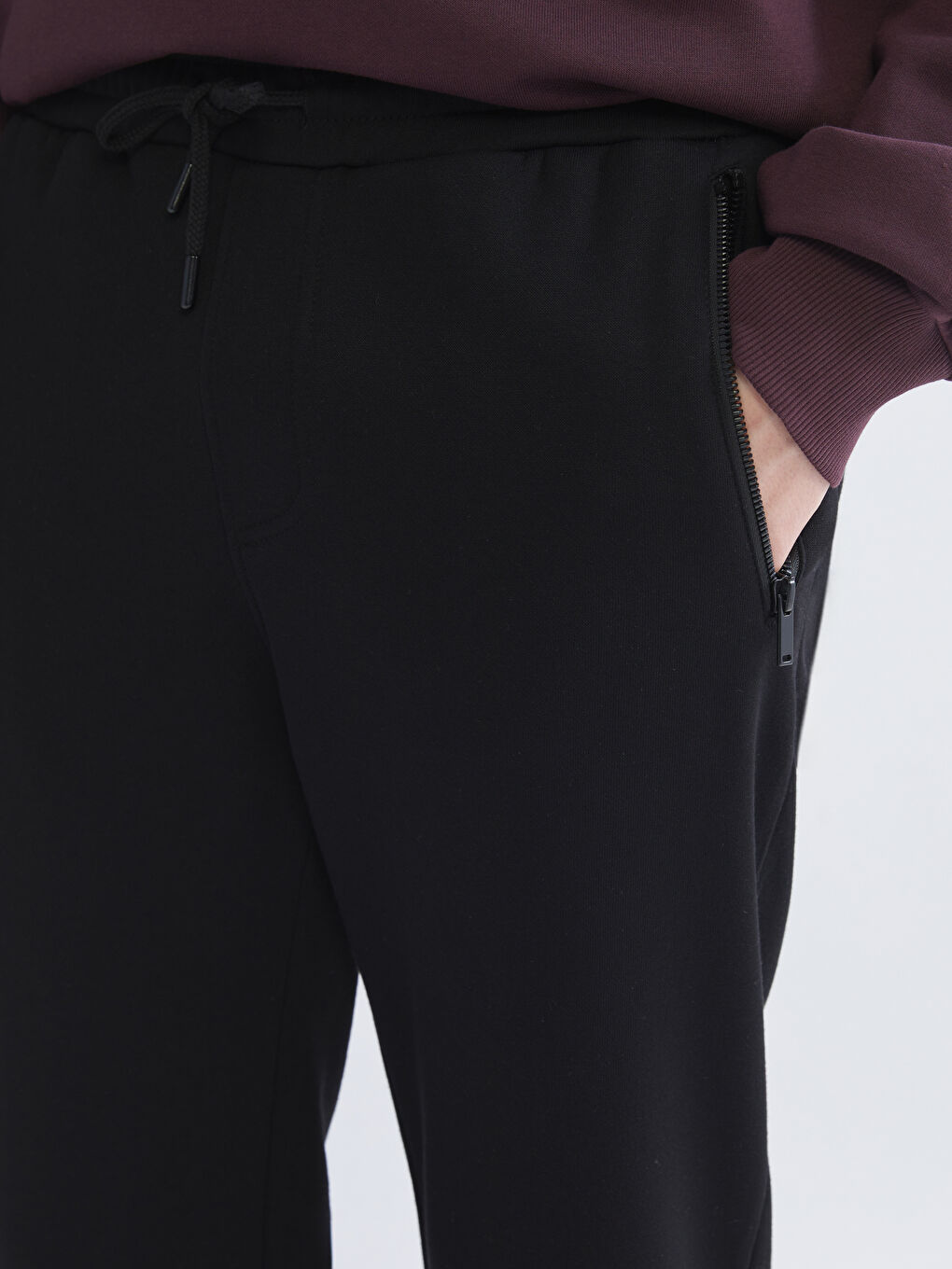 Slim Fit Men's Thick Jogger Sweatpants-4