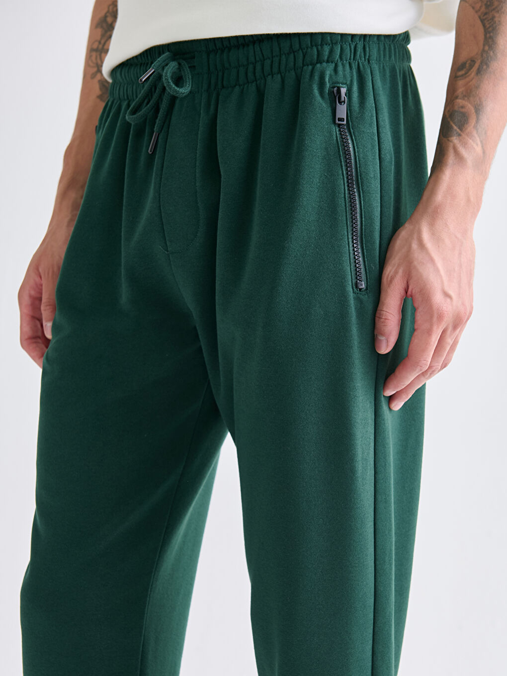 Slim Fit Men's Jogger Sweatpants-2