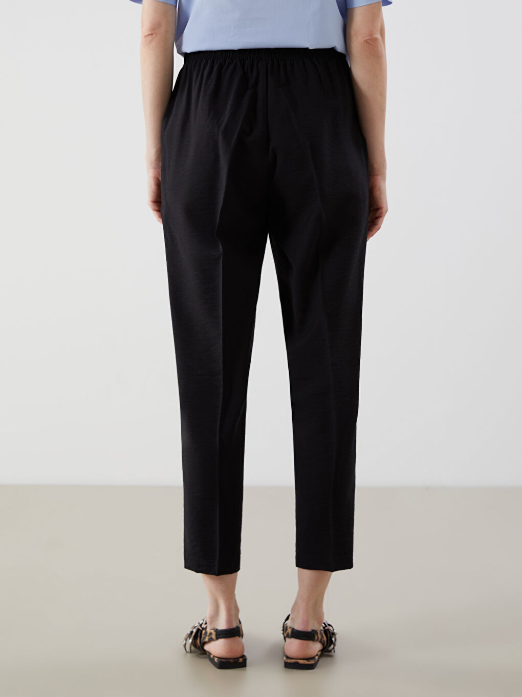 LCW Comfort Elastic Waist Carrot Fit Women's Trousers -W50259Z8-RQL