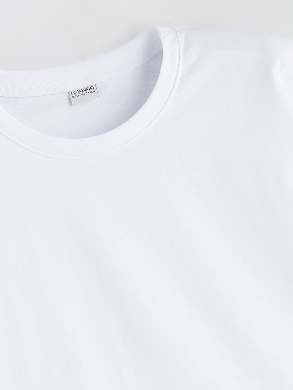 Beyaz Bisiklet Yaka Basic Erkek Çocuk Tişört-1