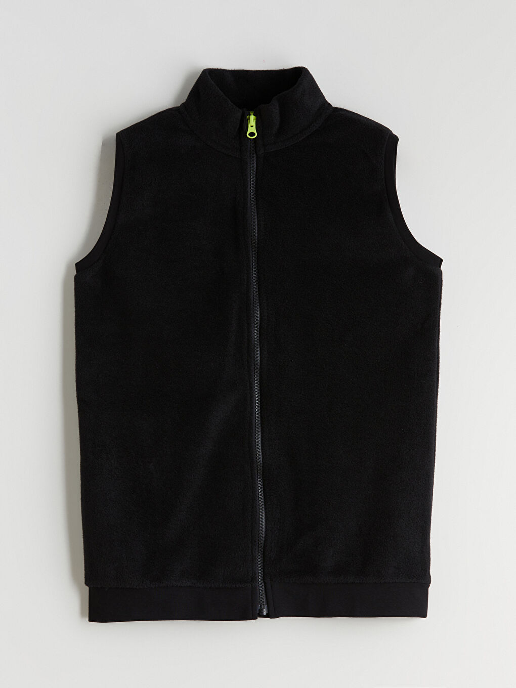 Siyah Dik Yaka Polar Erkek Çocuk Yelek