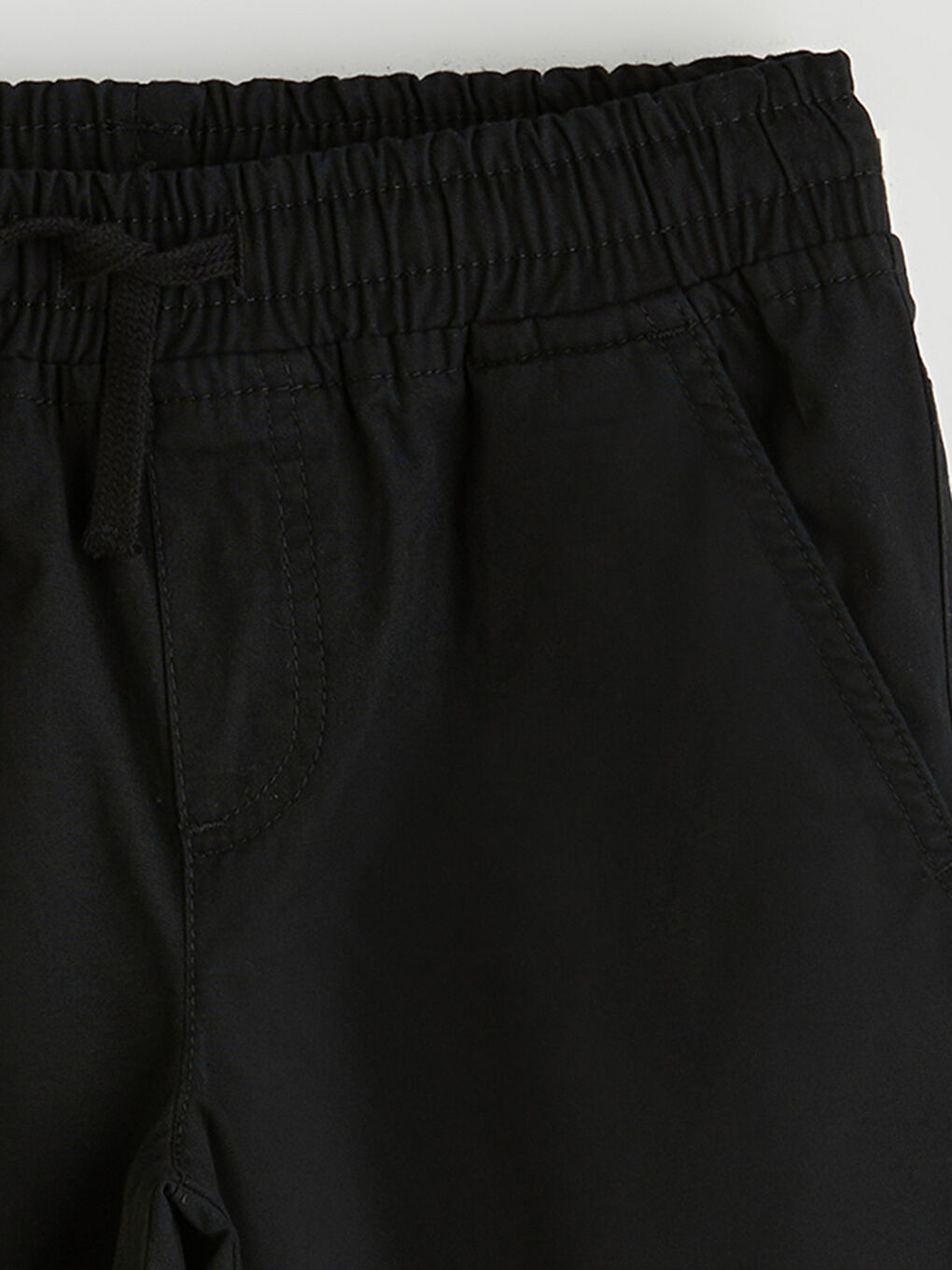 Siyah Beli Lastikli Erkek Çocuk Şort-2