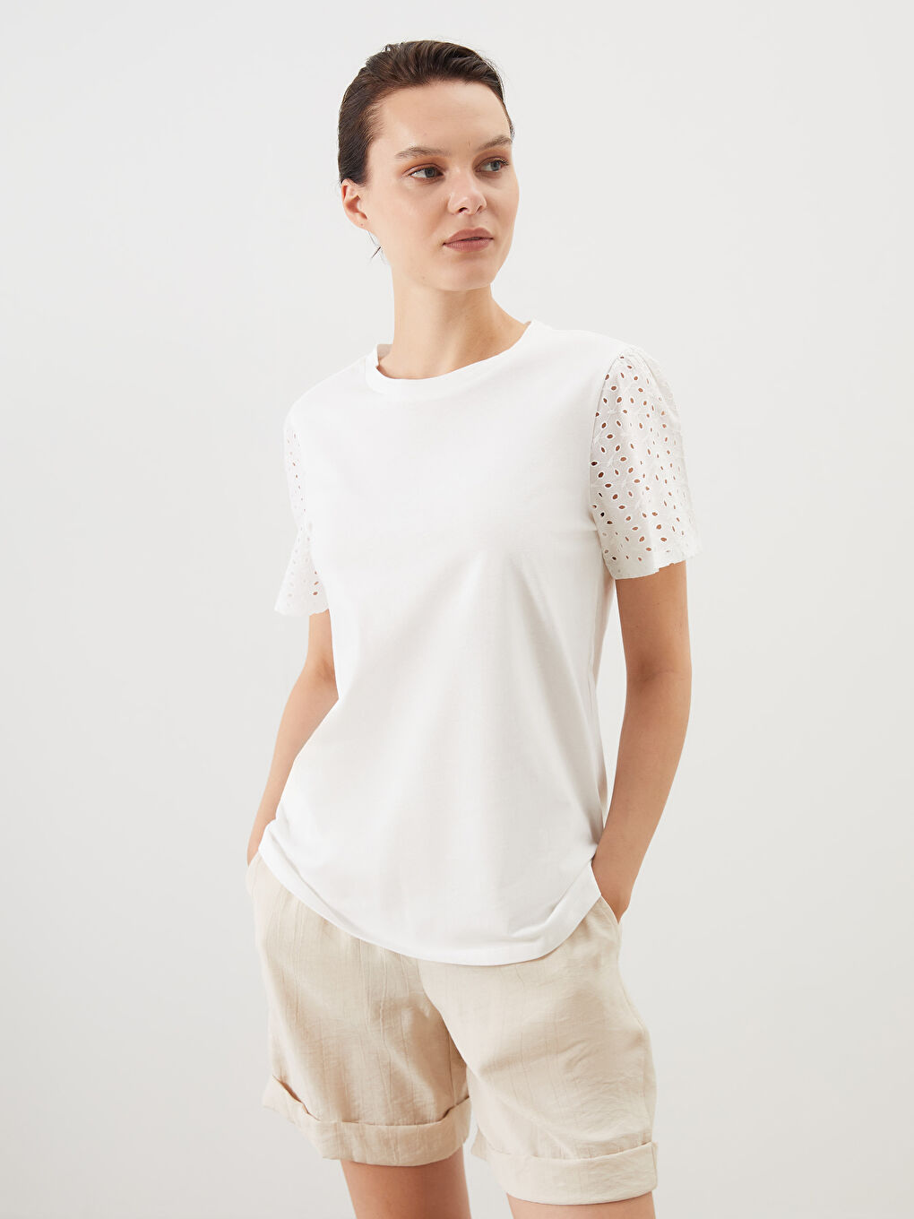 LCW Comfort Woman WHITE T-Shirt -W50331Z8-Q6K