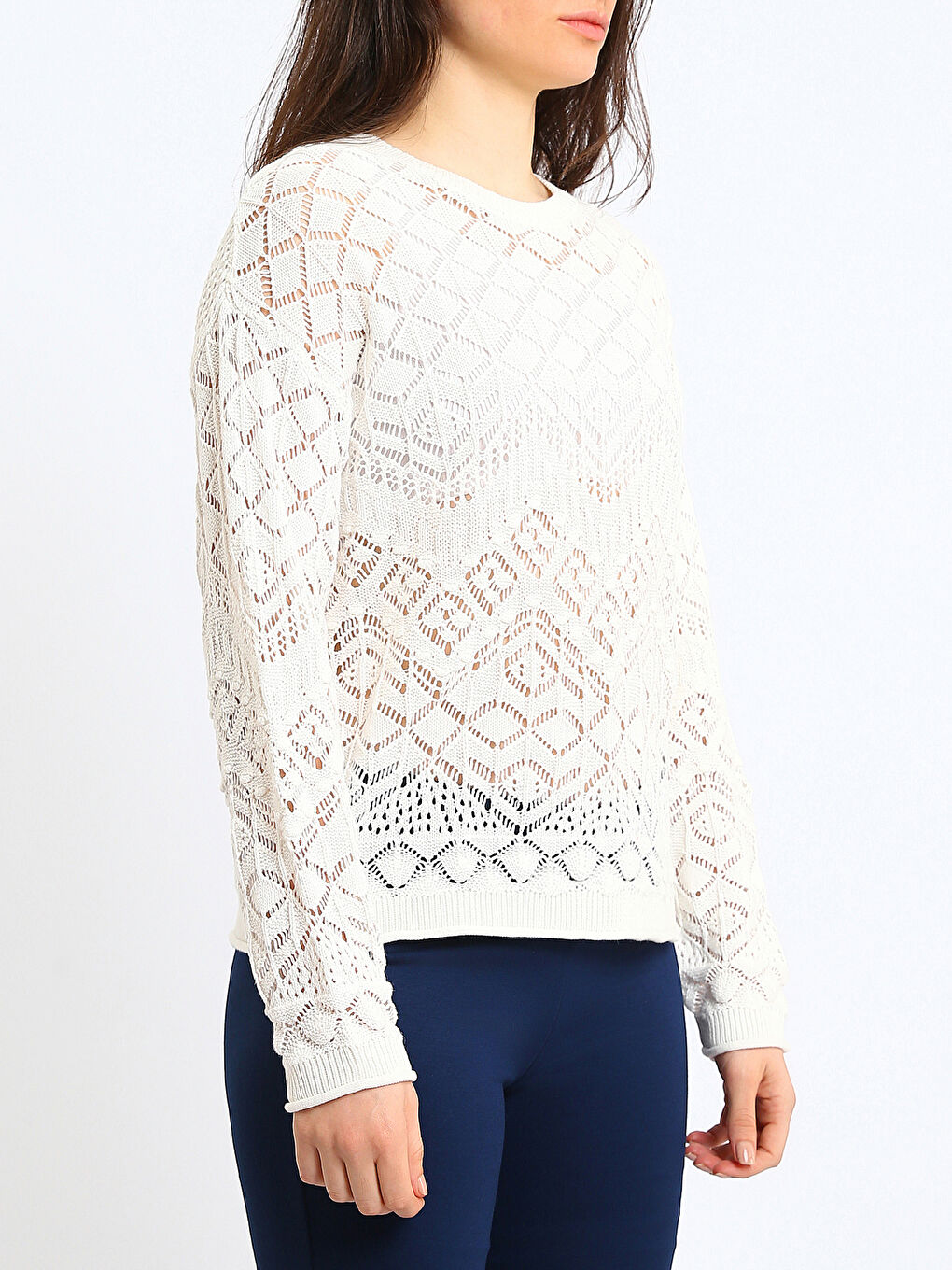 Дөңгелек жағалы трикотаж жемпір-3