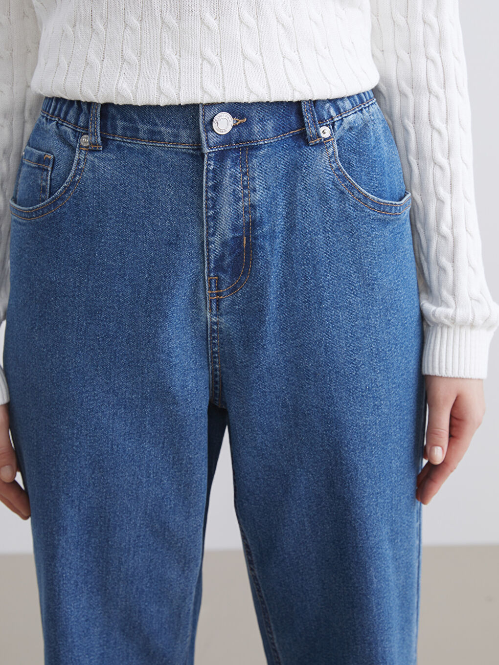 Elastic Waist Wide Leg Women's Jeans-2
