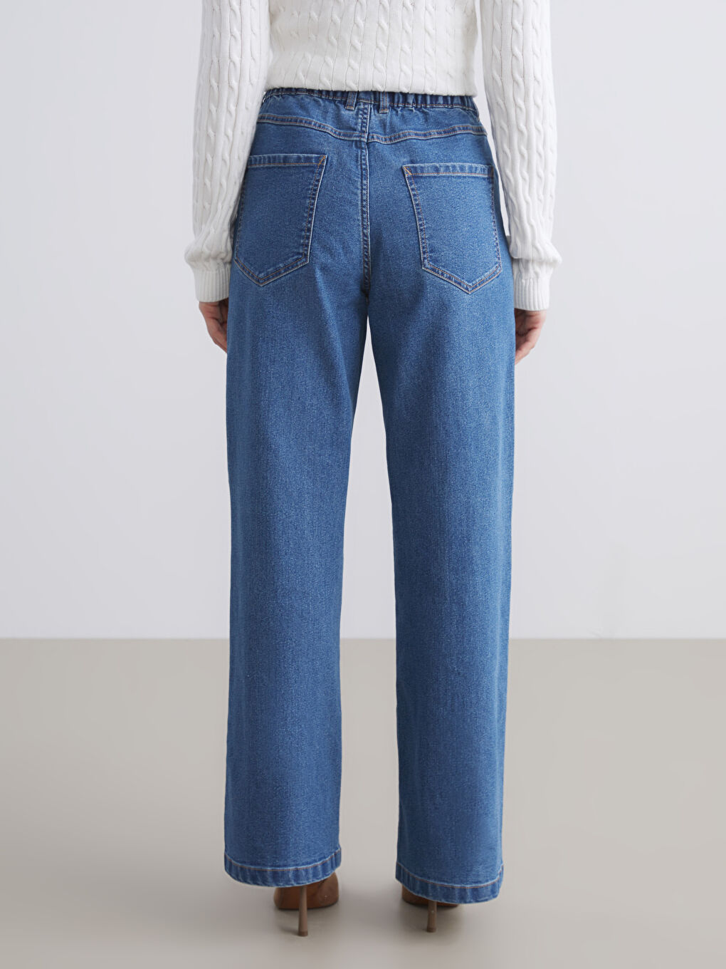 Elastic Waist Wide Leg Women's Jeans-3