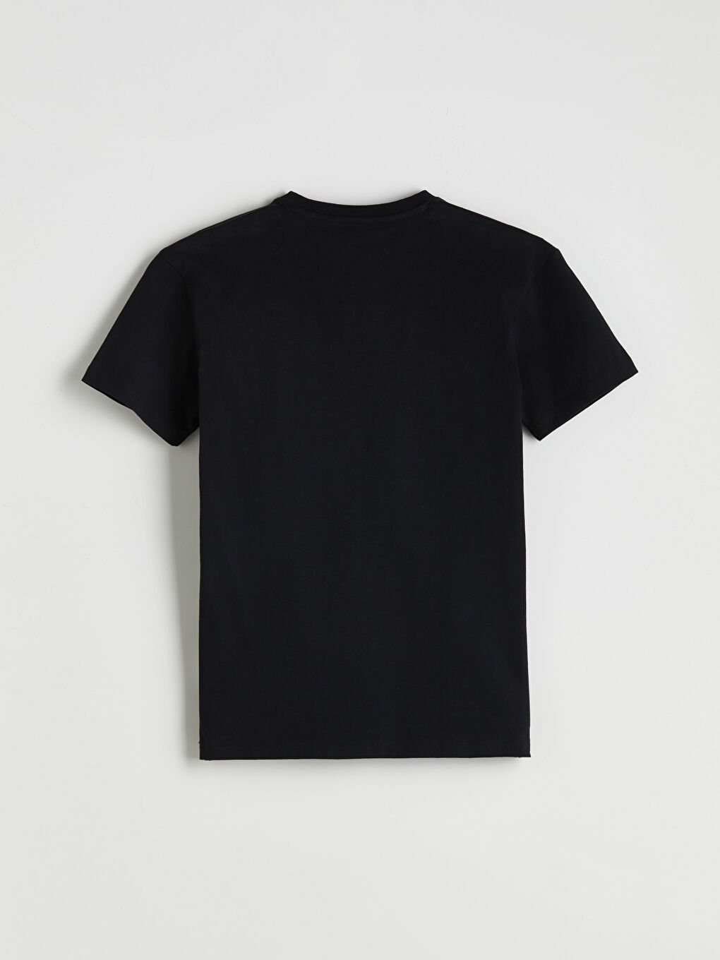 Ерлерге арналған дөңгелек жағалы қысқа жеңді майка-5