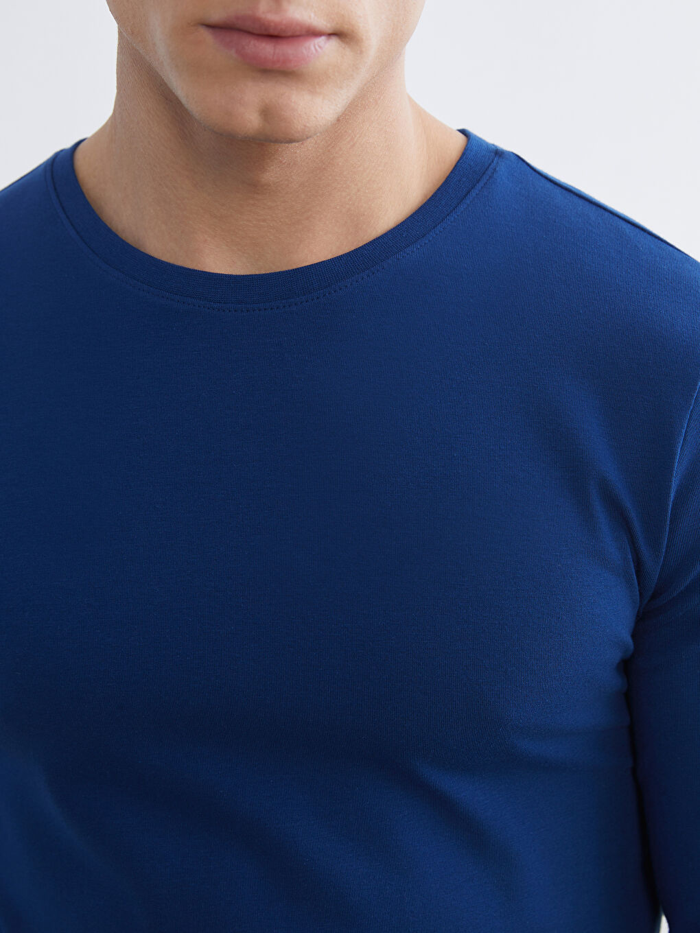 Crew Neck Long Sleeve Men's Vest-2