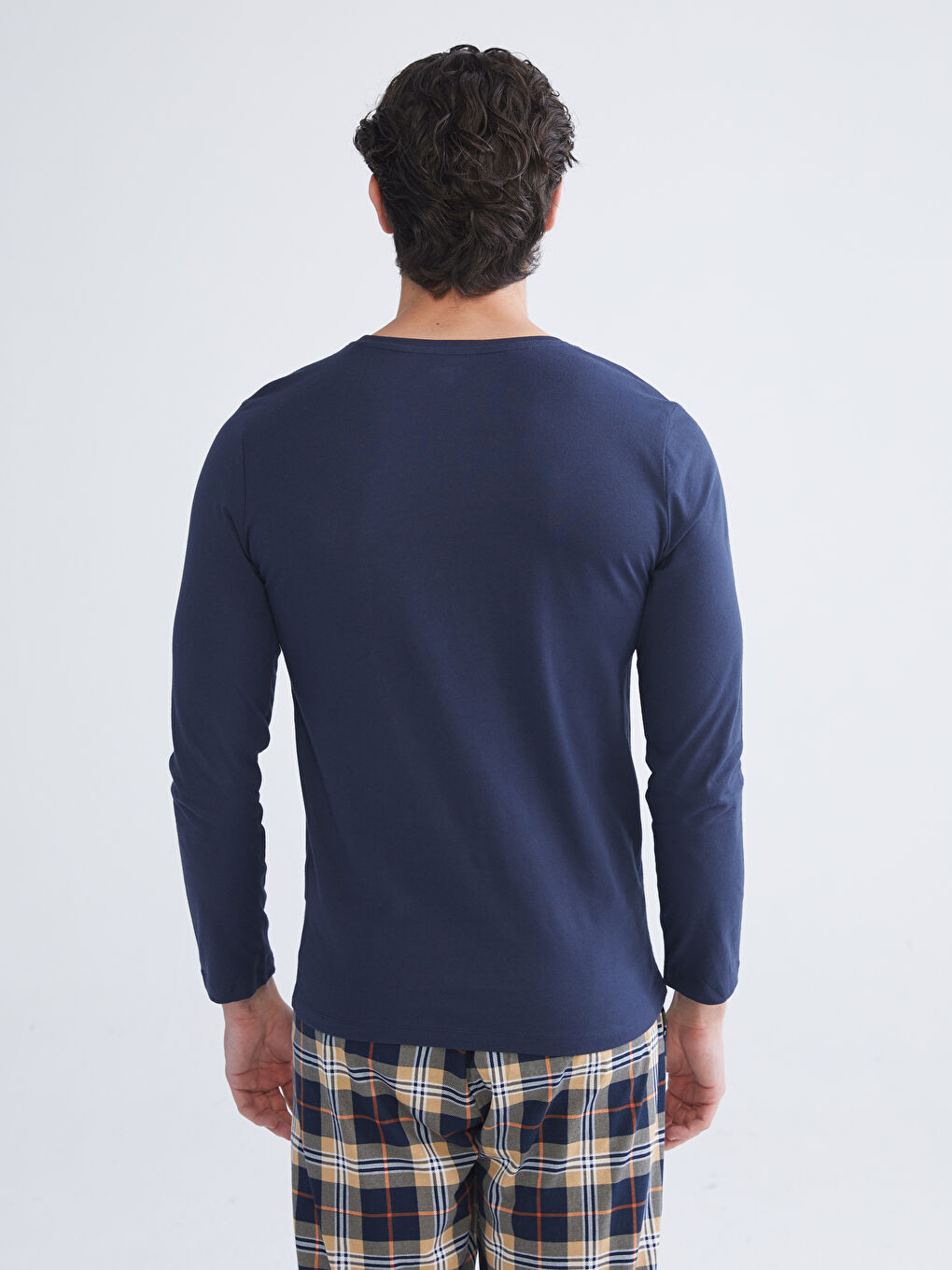 Muški prsluk s okruglim izrezom i dugim rukavima-3