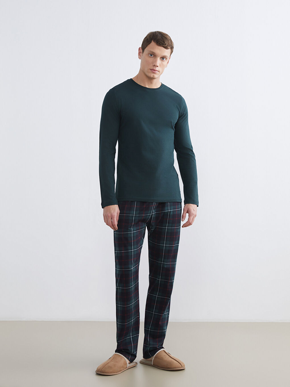 Yeşil Bisiklet Yaka Uzun Kollu Erkek Atlet-1