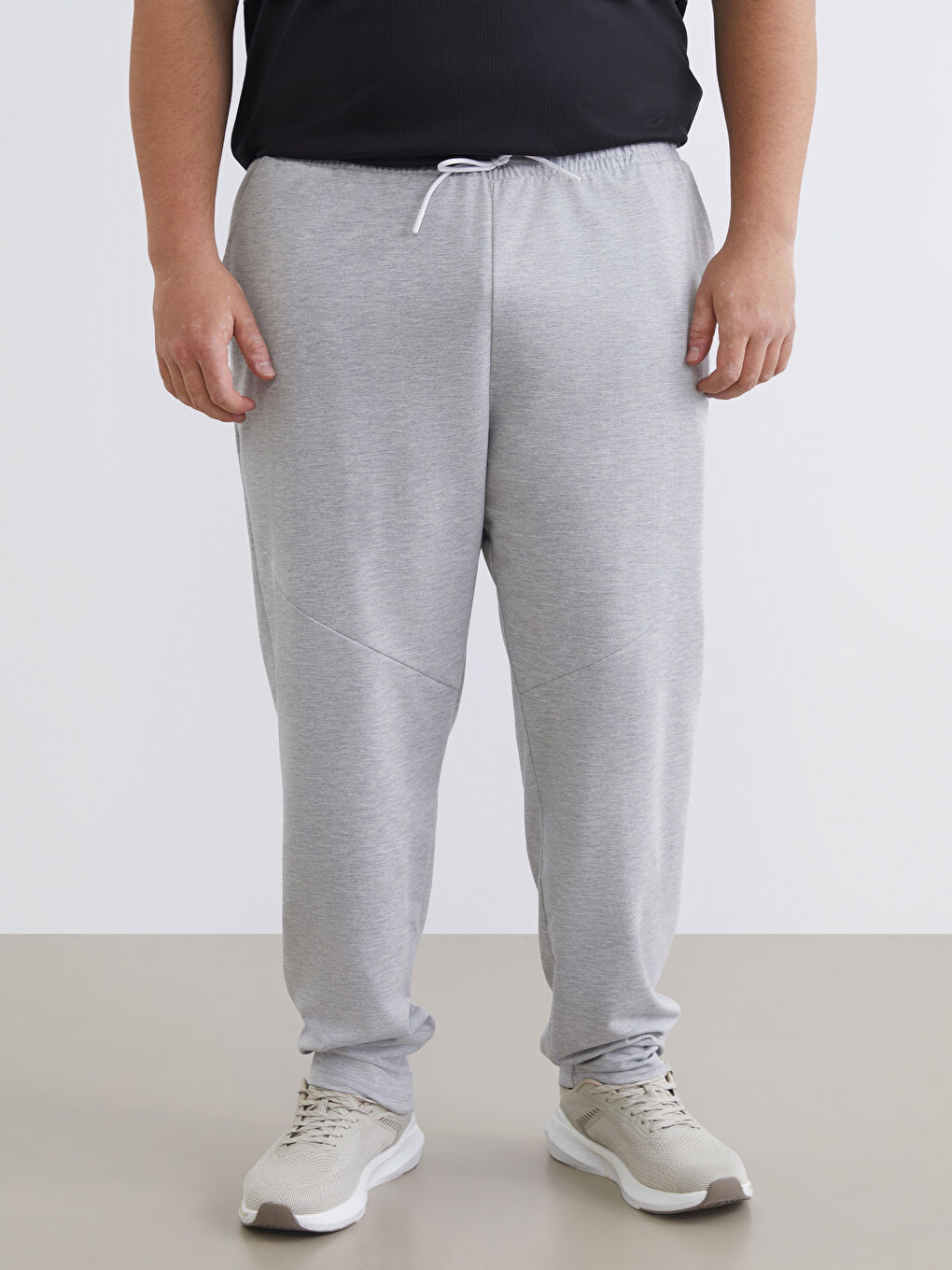 Standard Fit Men's Sweatpants-5