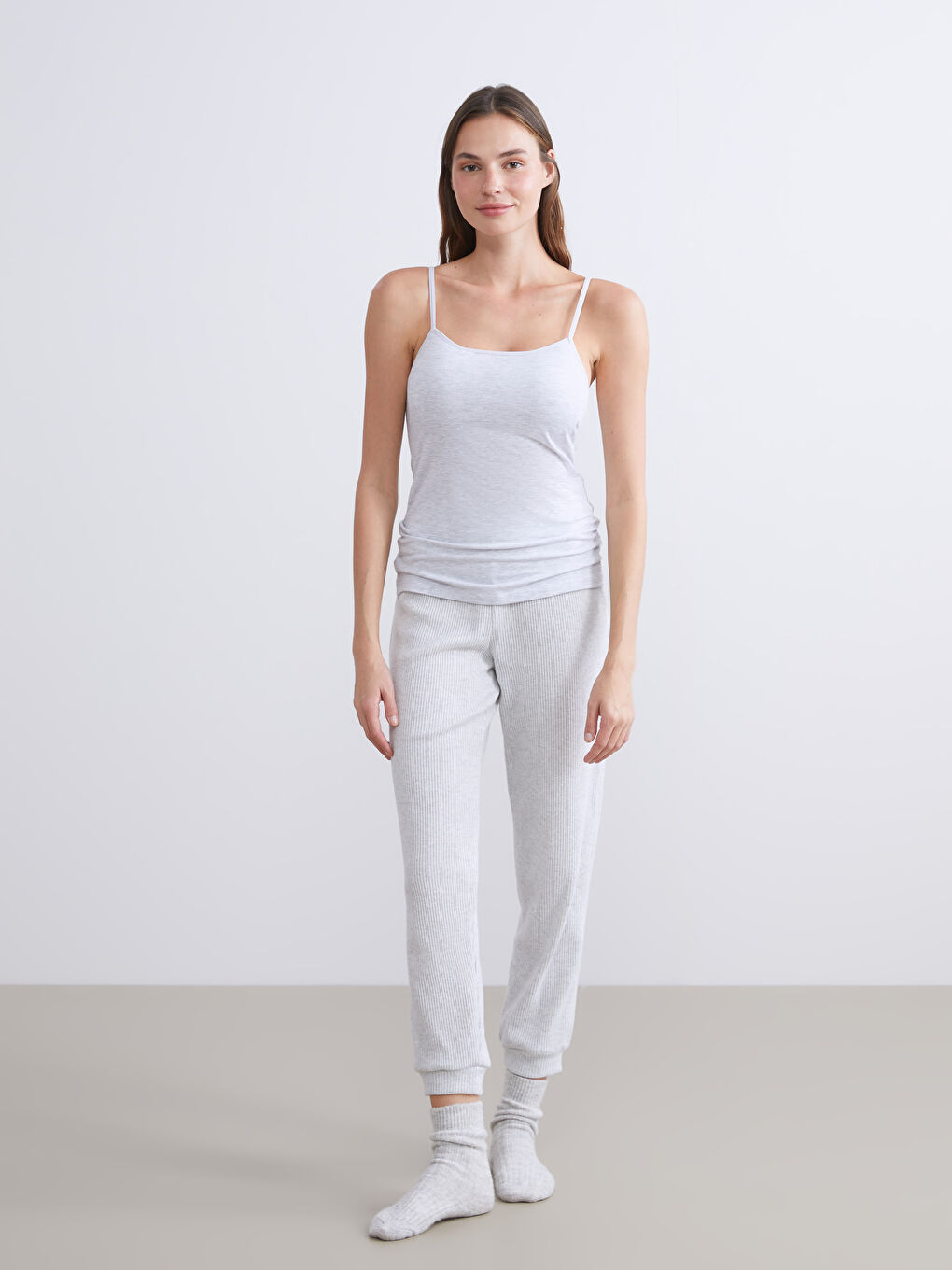 U Neck Plain Strappy Women's Cuplu Vest-2