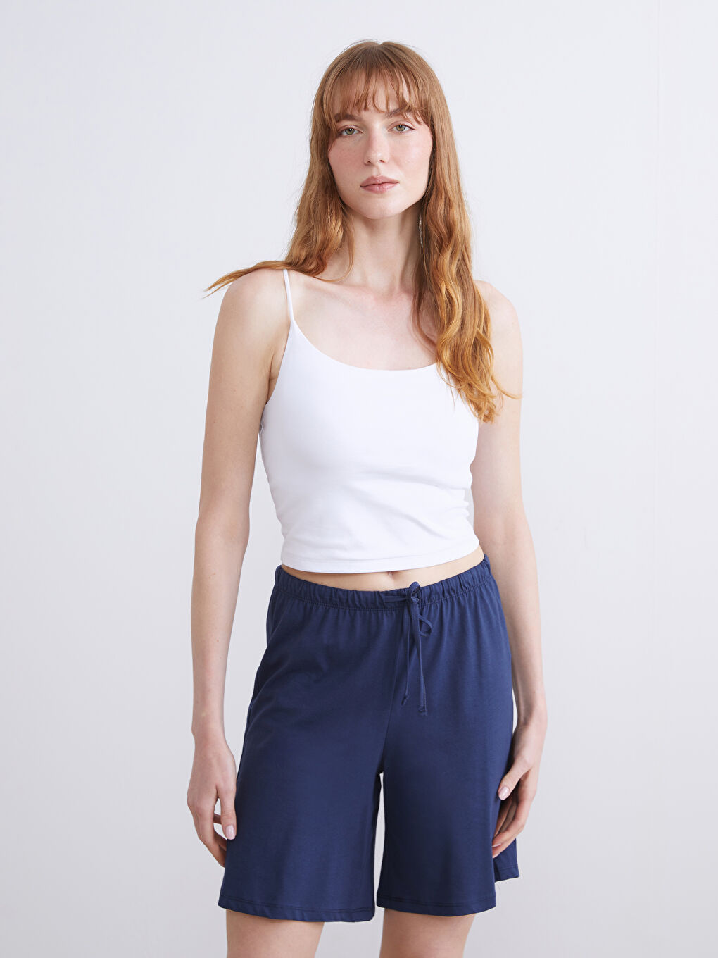 Майка з квадратним коміром і ремінцями для жінок