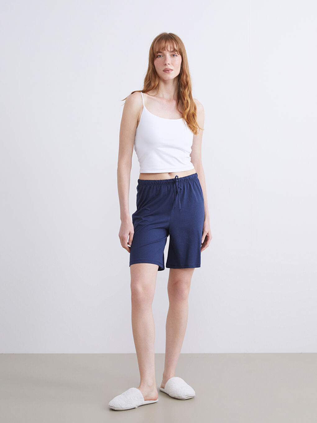 Майка з квадратним коміром і ремінцями для жінок-1