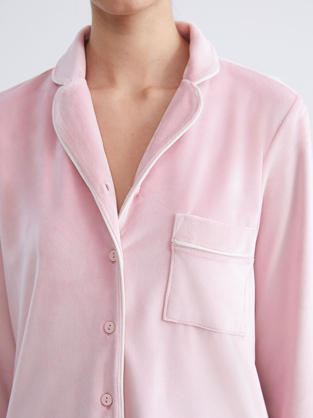 Pembe Gömlek Yaka Kadife Kadın Pijama Takımı-3