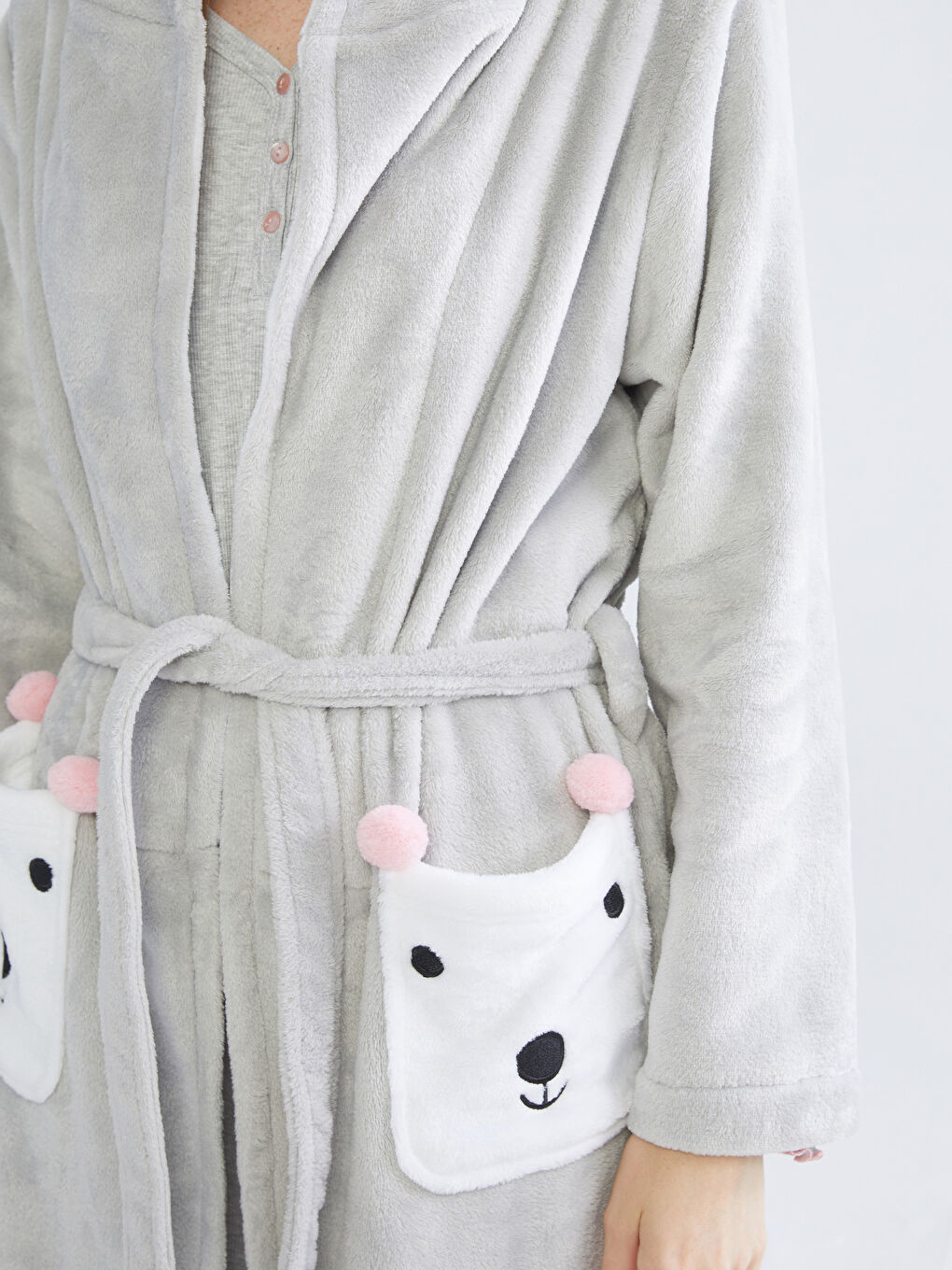 GREY Robe-2