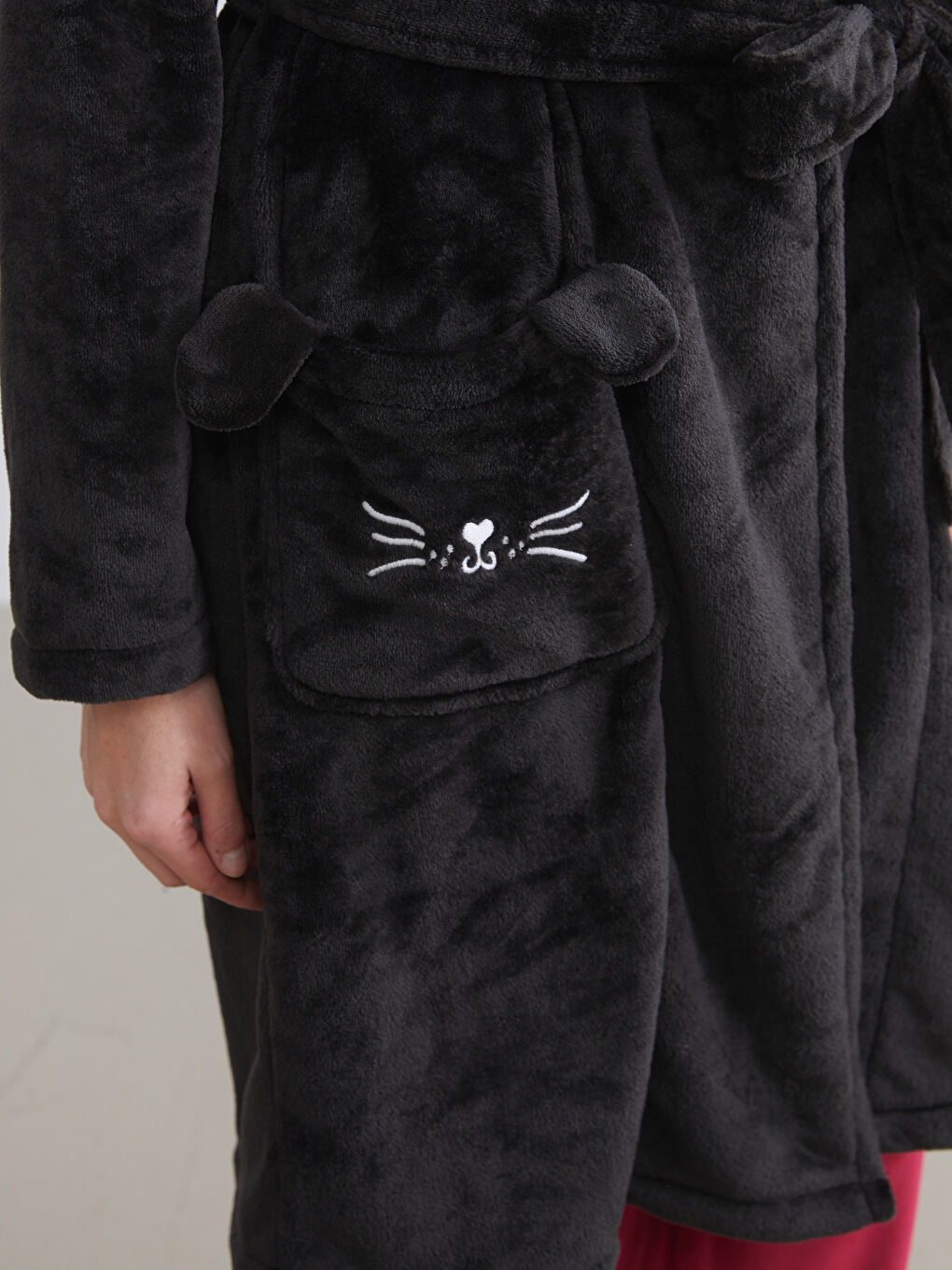 Žena CRNA Ogrtač-2