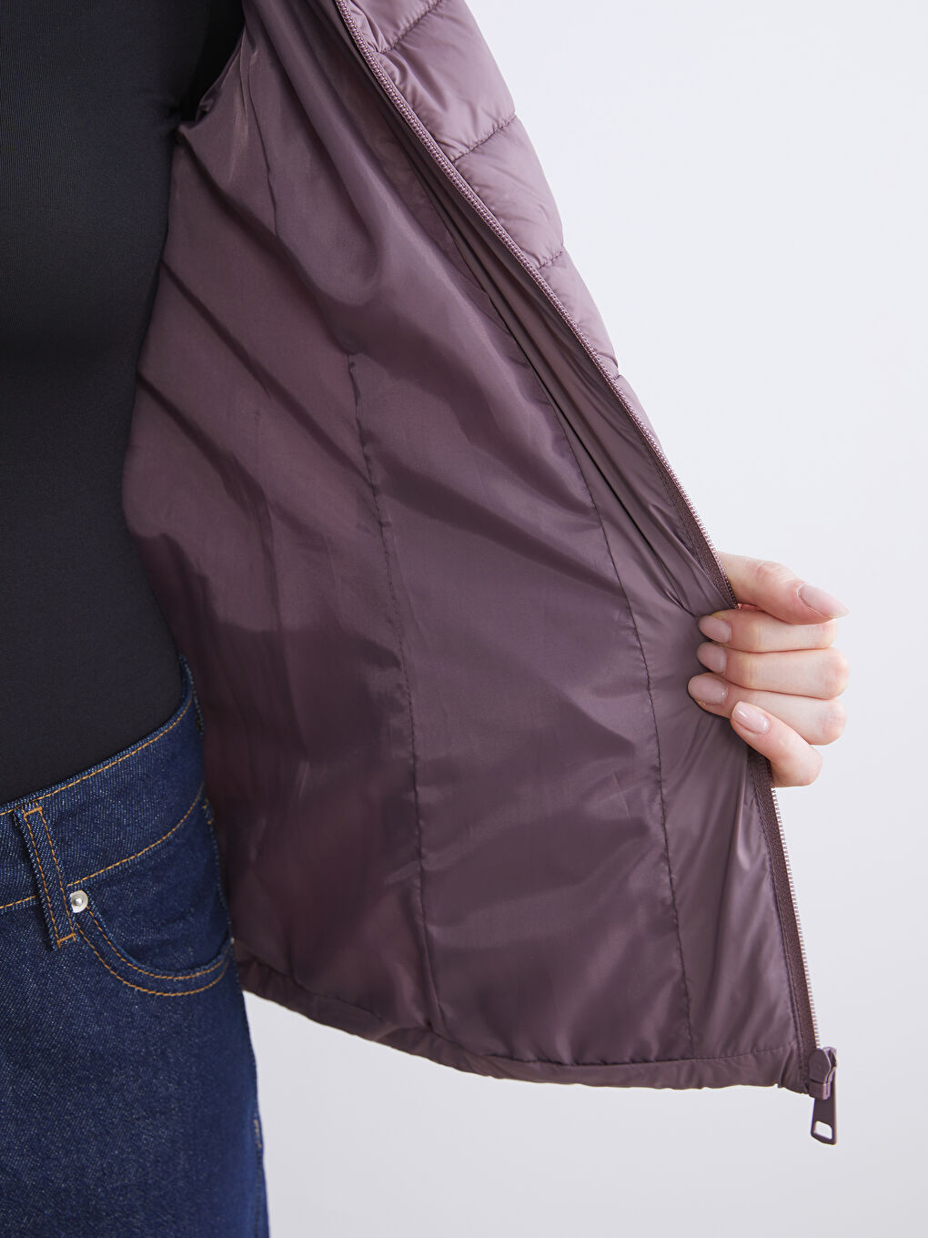 LCWAIKIKI Classic Hooded Women's Puffer Coat -W50790Z8-J4B