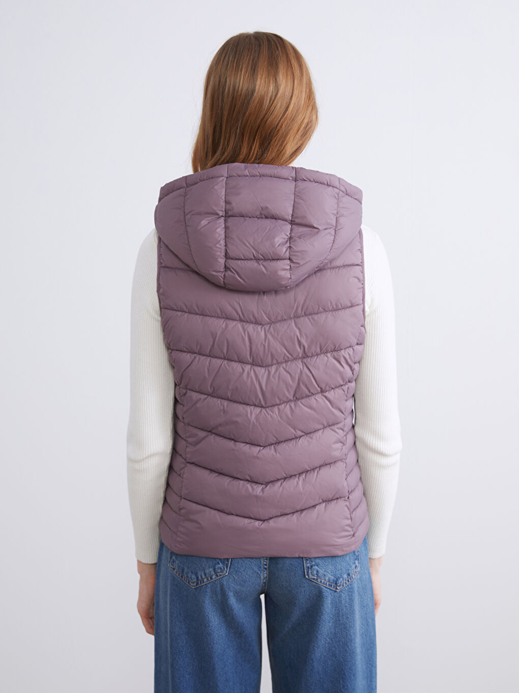 LCWAIKIKI Classic Hooded Women's Puffer Gilet -W50792Z8-J4B