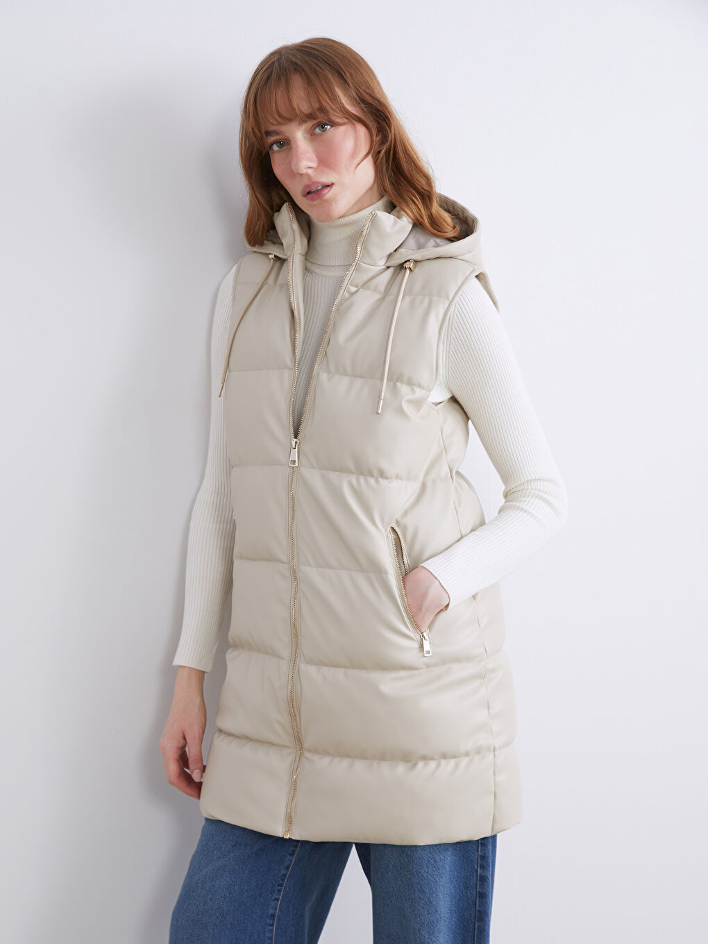 Hooded Women's Puffer Gilet