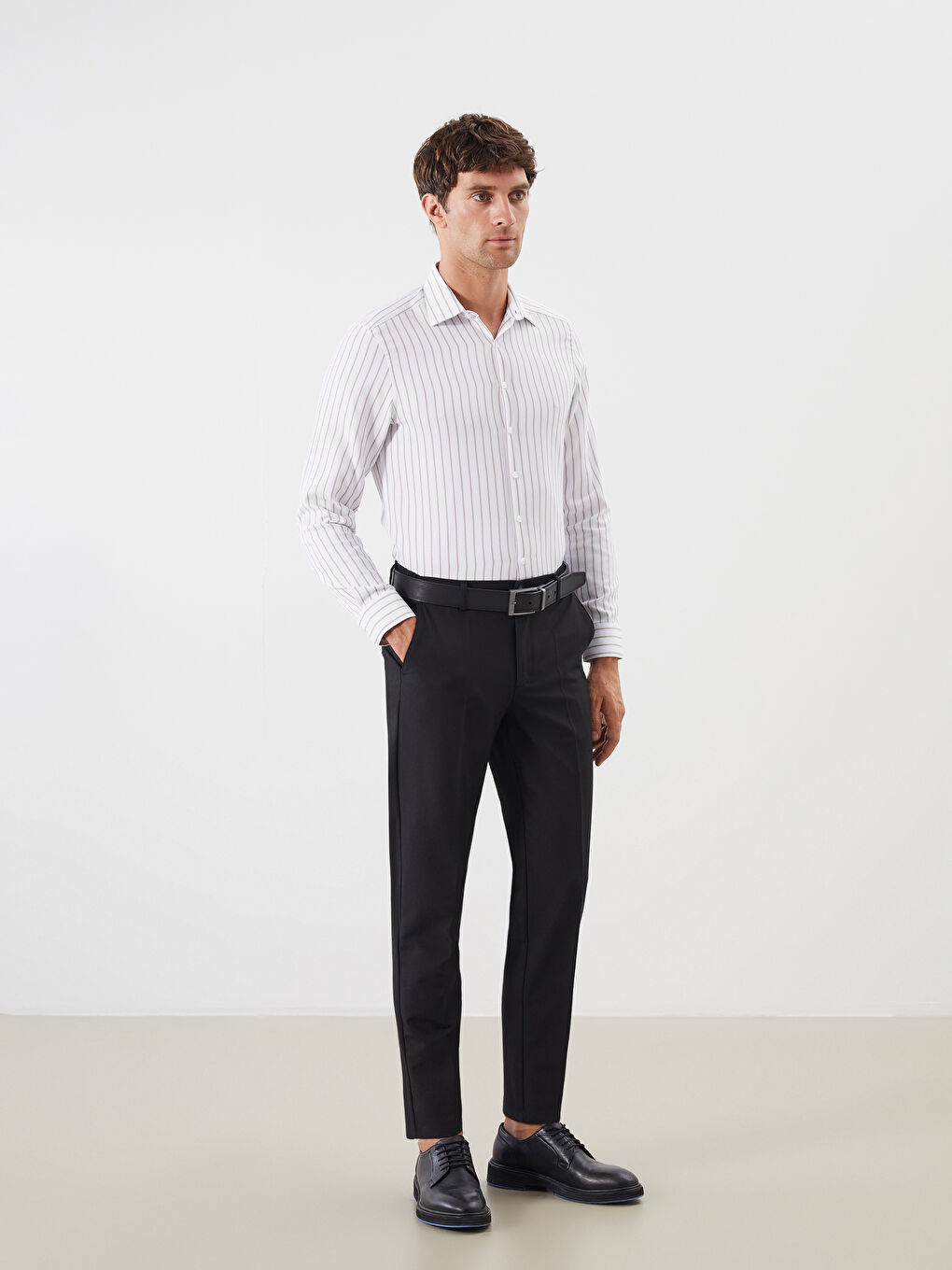 LCWAIKIKI Formal Slim Fit Long Sleeve Striped Dobby Men's Shirt -W50805Z8-LE8