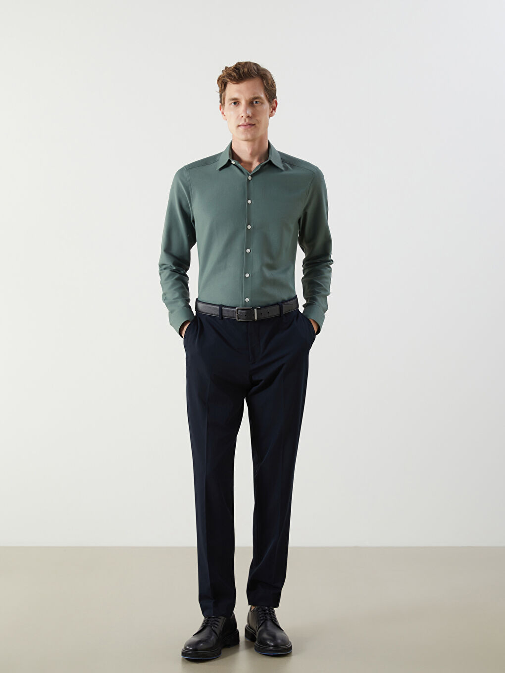 Slim Fit Long Sleeve Oxford Men's Shirt -W50806Z8-CRN
