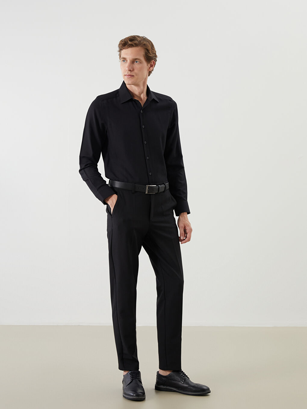 Siyah Slim Fit Uzun Kollu Oxford Erkek Gömlek-2