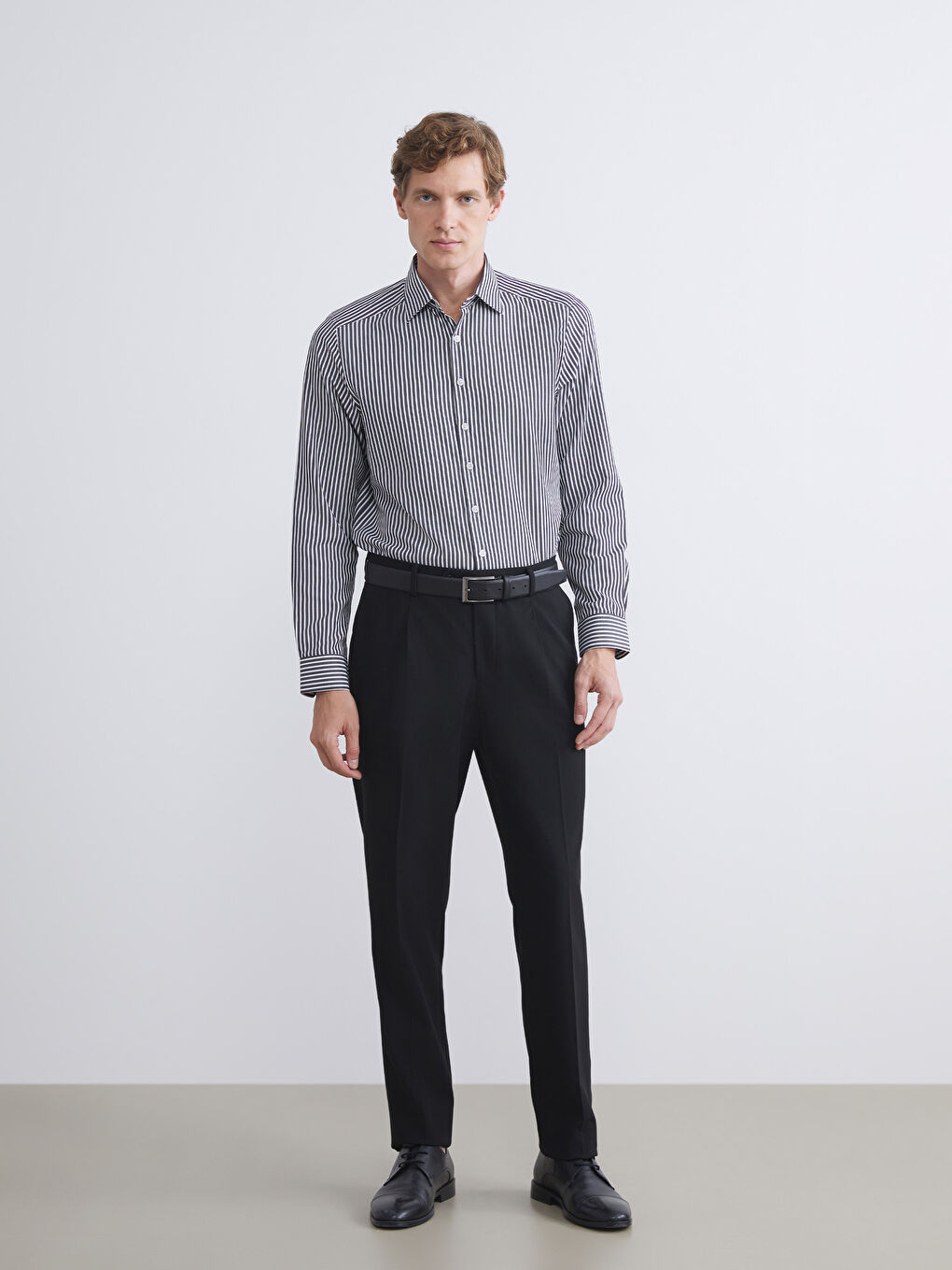 LCWAIKIKI Formal Slim Fit Long Sleeve Striped Poplin Men's Shirt -W50807Z8-LEG