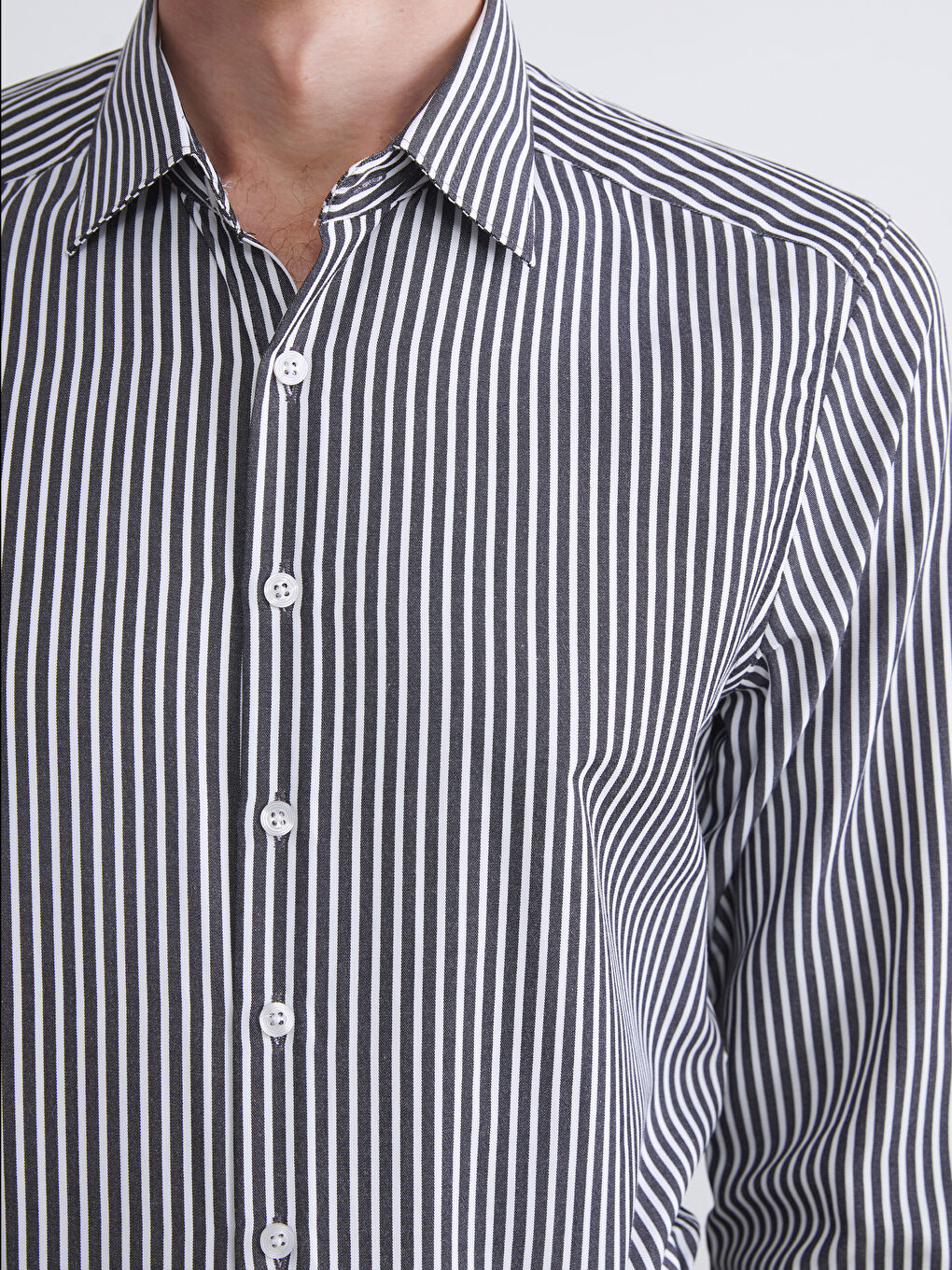 LCWAIKIKI Formal Slim Fit Long Sleeve Striped Poplin Men's Shirt -W50807Z8-LEG