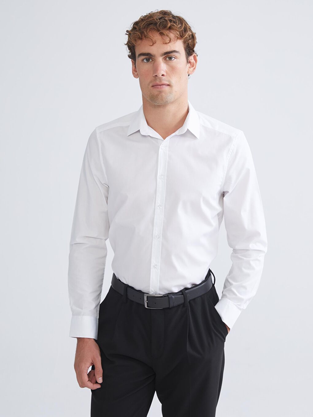 LCWAIKIKI Formal Тънък Дълъг Ръкав Поплин Риза за Мъже -W50808Z8-Q6K