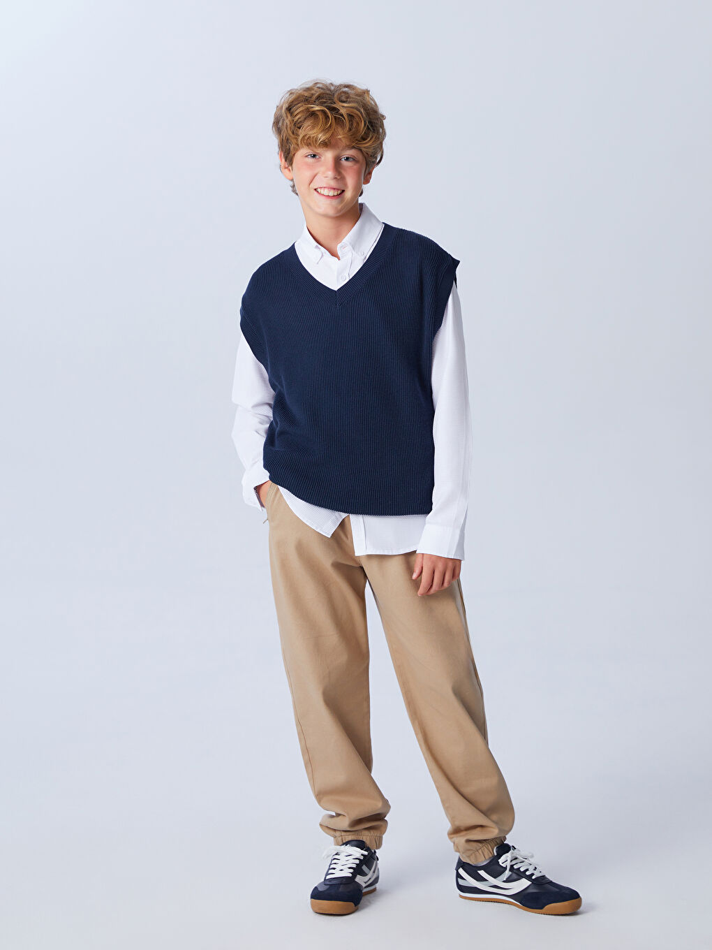 LCW Kids Pantalone za dečake sa elastičnim strukom -W50811Z4-GBY