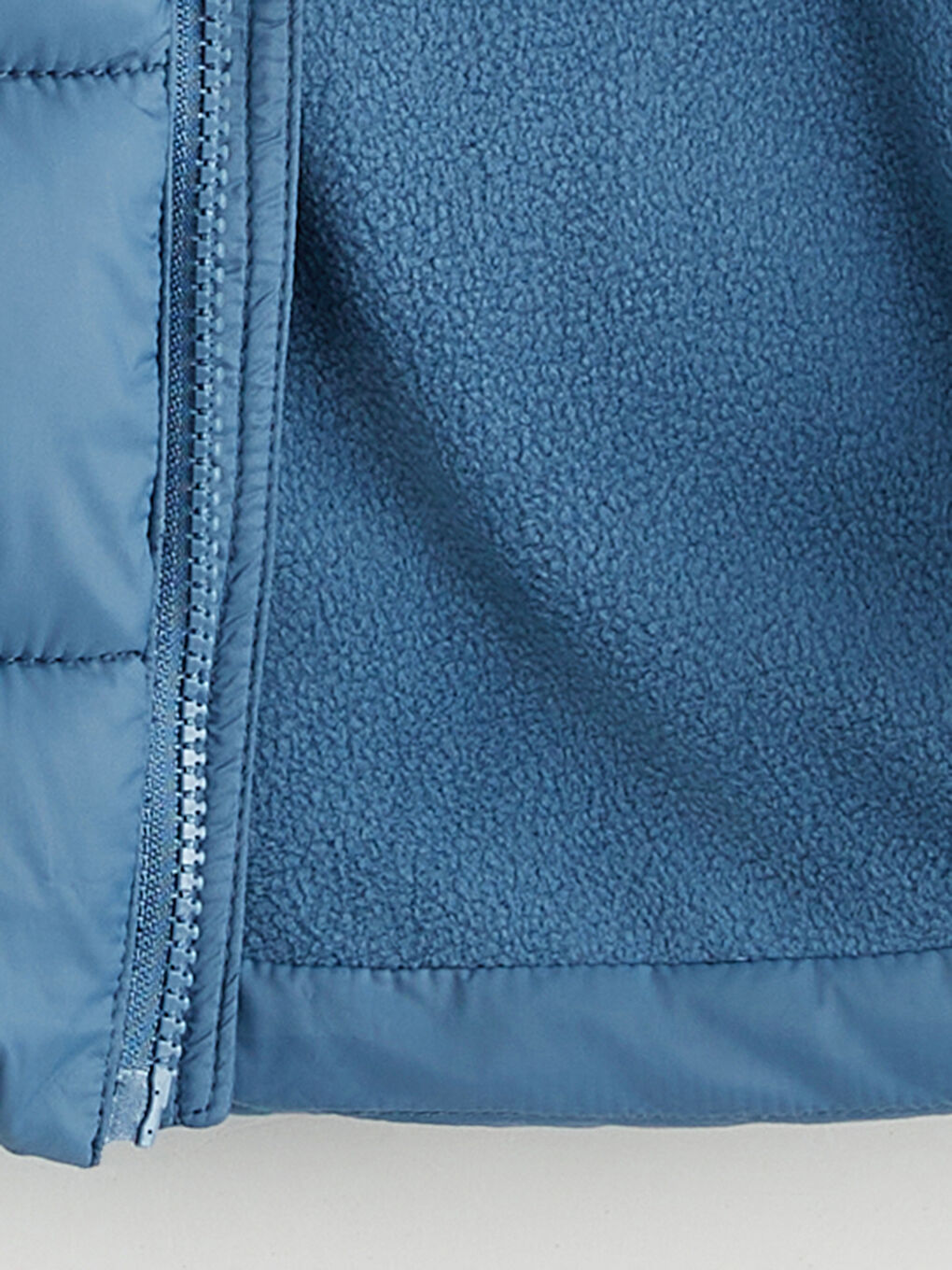 Mavi Kapüşonlu Polar Astarlı Erkek Çocuk Şişme Mont-1