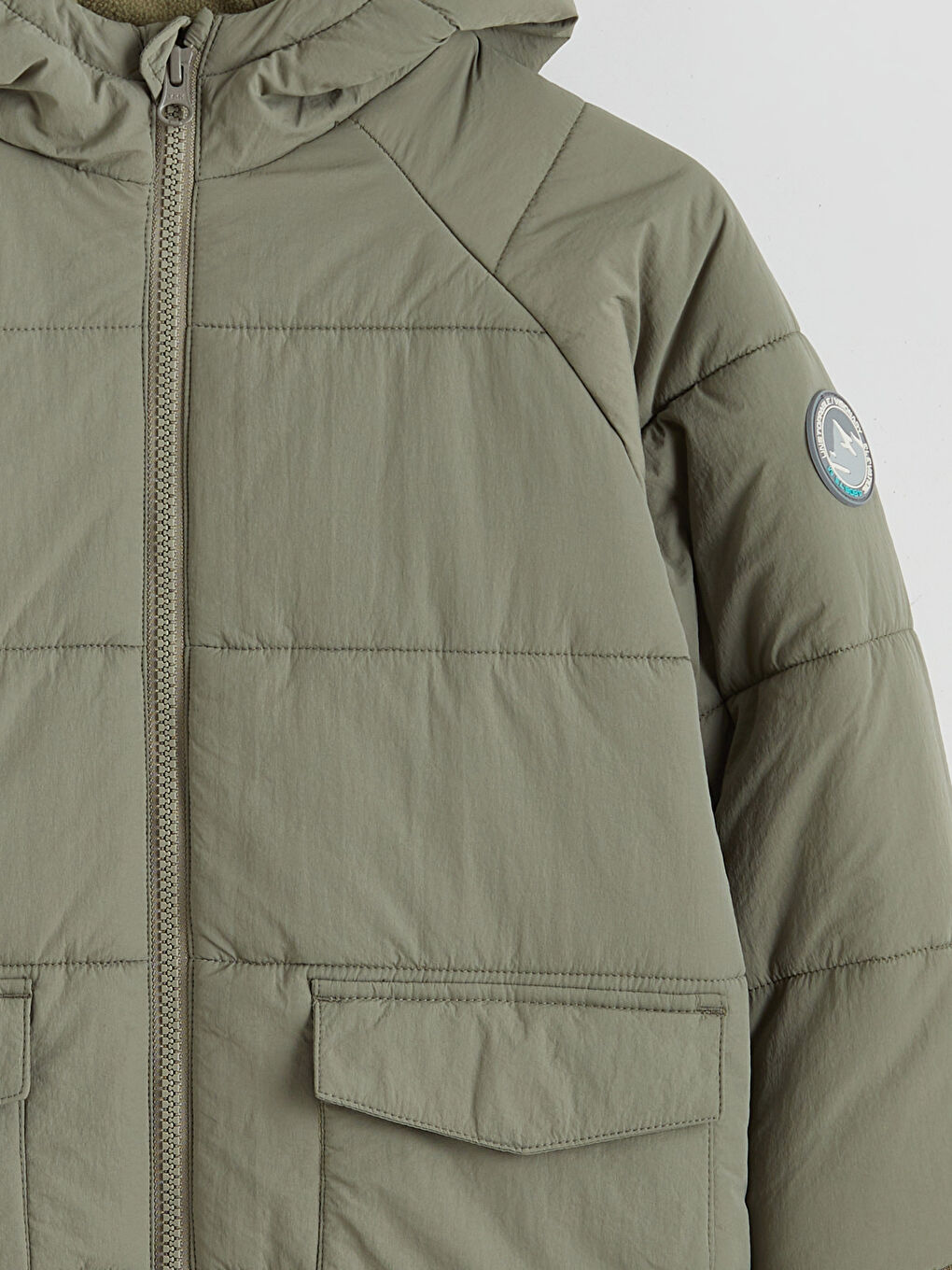 Yeşil Kapüşonlu Astarlı Erkek Çocuk Mont-2