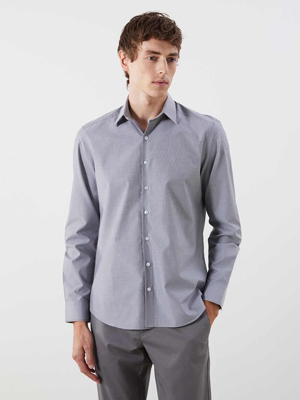 LCWAIKIKI Formal Slim Fit Long Sleeve Striped Poplin Men's Shirt -W50883Z8-LE0