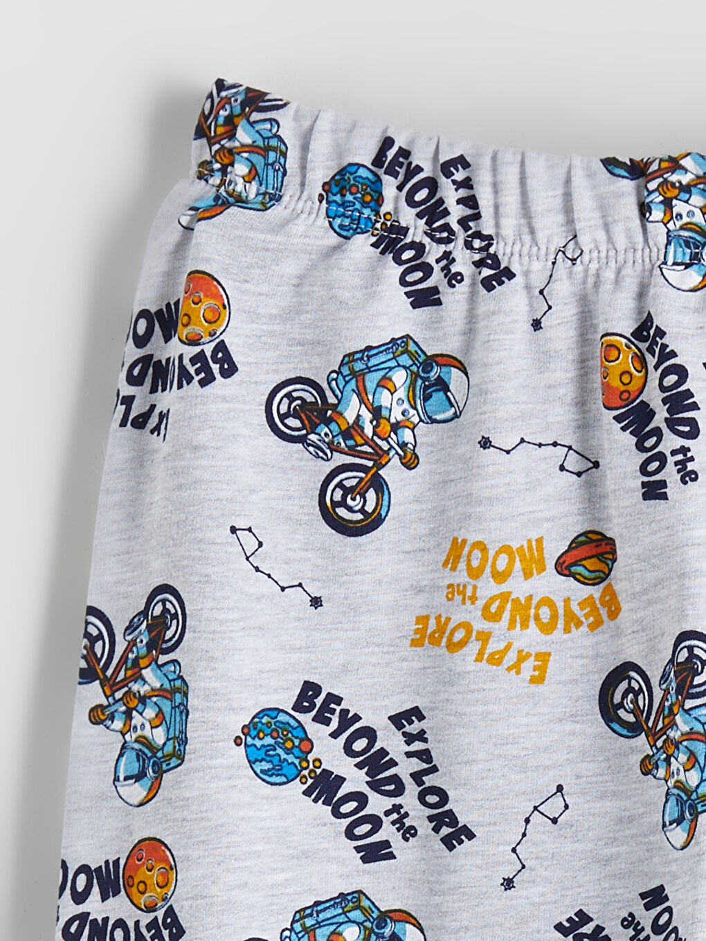 Gri Beli Lastikli Baskılı Erkek Çocuk Pijama Alt-2