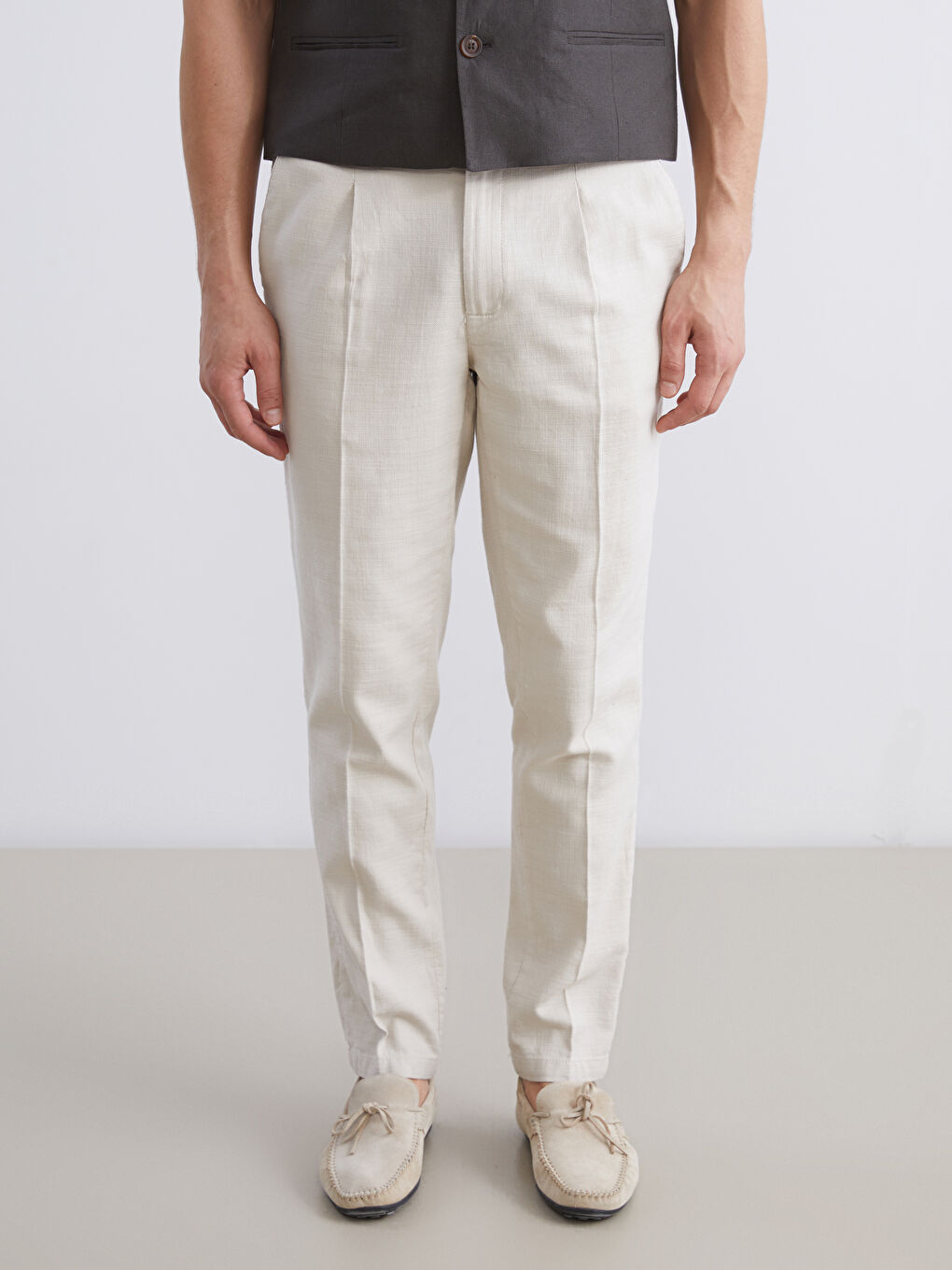Regular Fit Linen-Look Men's Trousers-1
