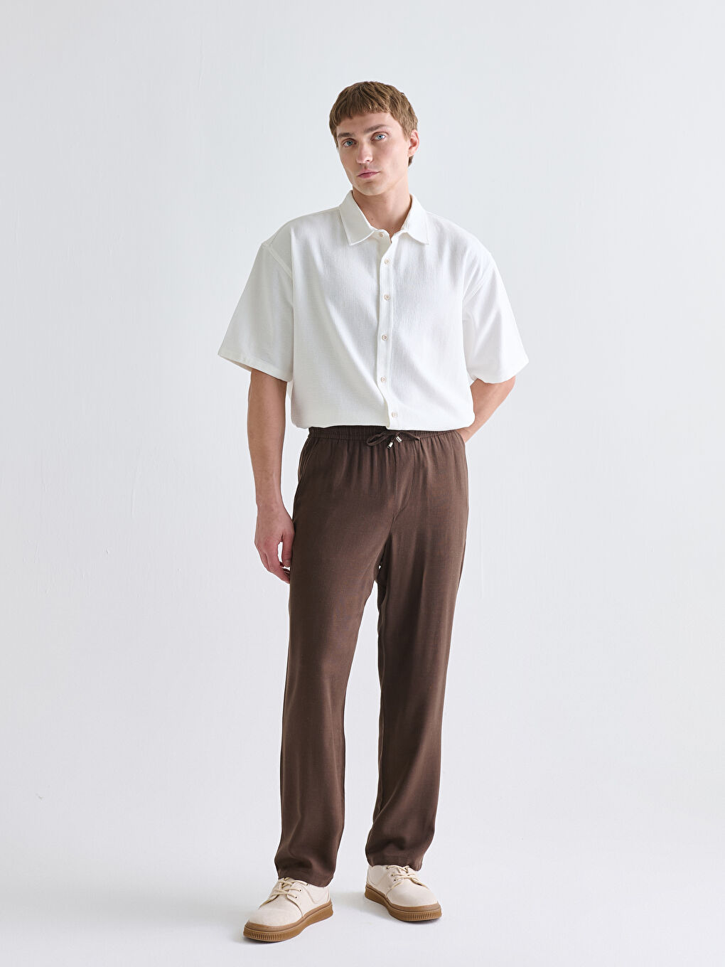 Kahverengi Standart Kalıp Keten Karışımlı Erkek Pantolon