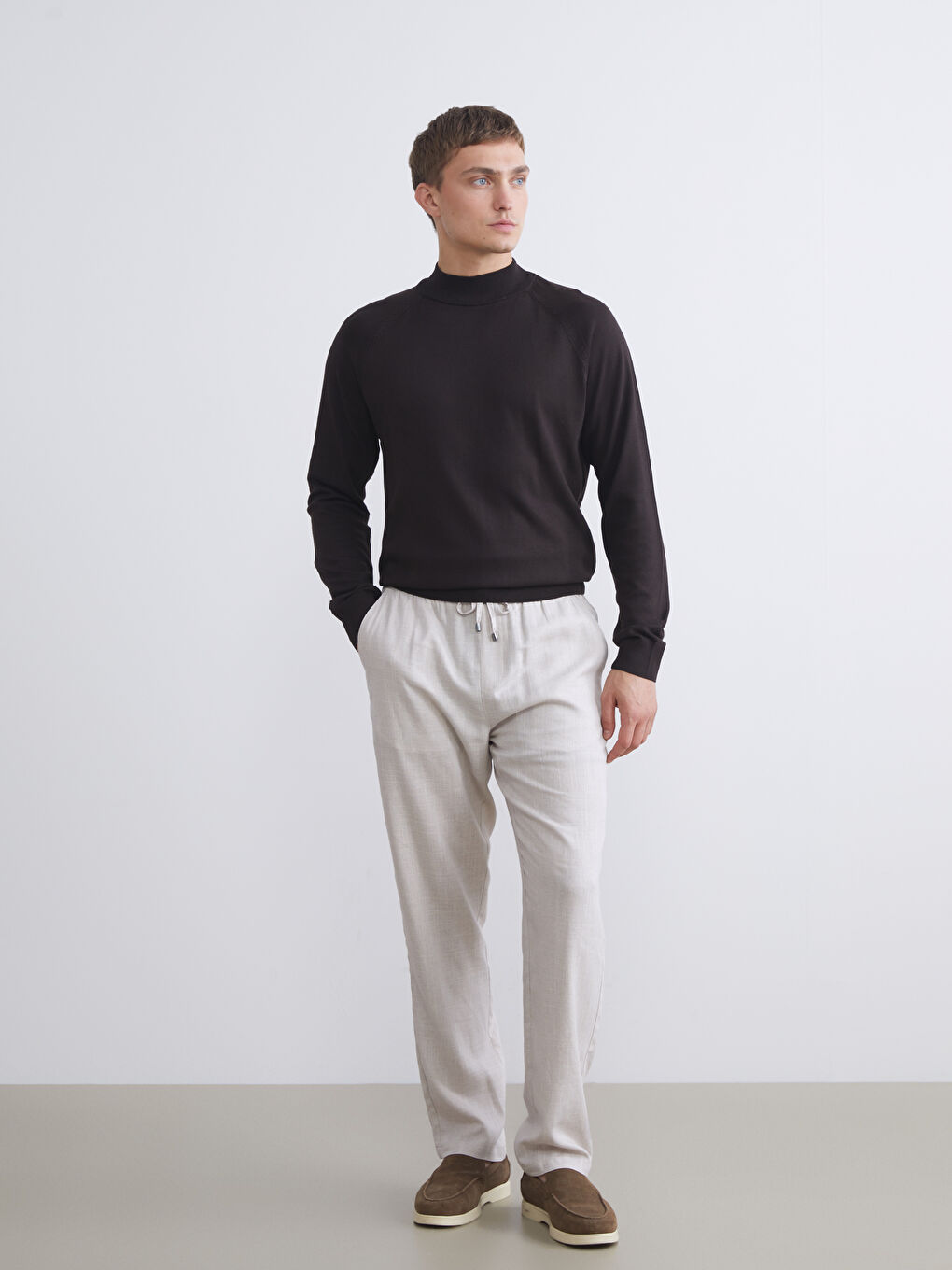 Bej Standart Kalıp Keten Karışımlı Erkek Pantolon-1