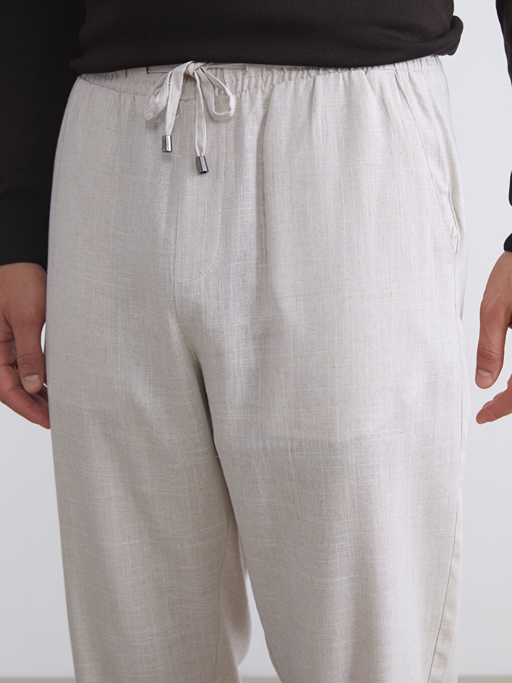 Bej Standart Kalıp Keten Karışımlı Erkek Pantolon-4