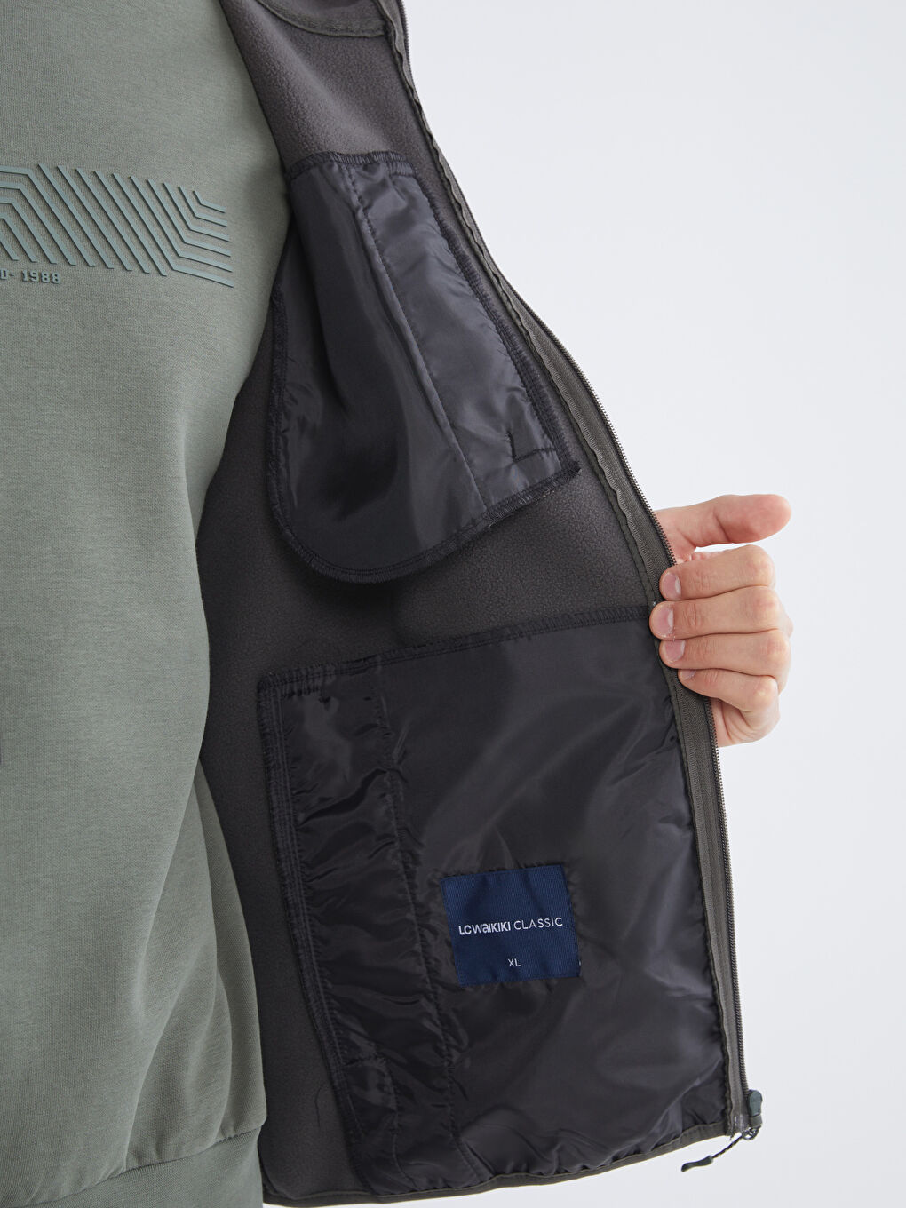 Haki Standart Kalıp Kapüşonlu Erkek Mont-8