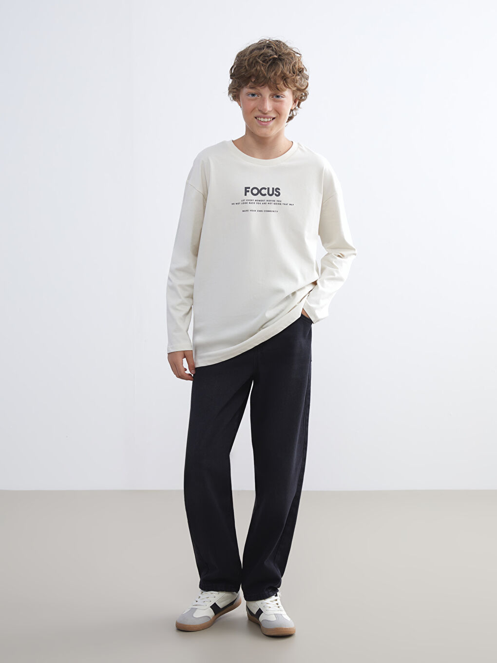 LCW Kids Тениска с кръгло деколте за момчета -W51222Z4-FRR