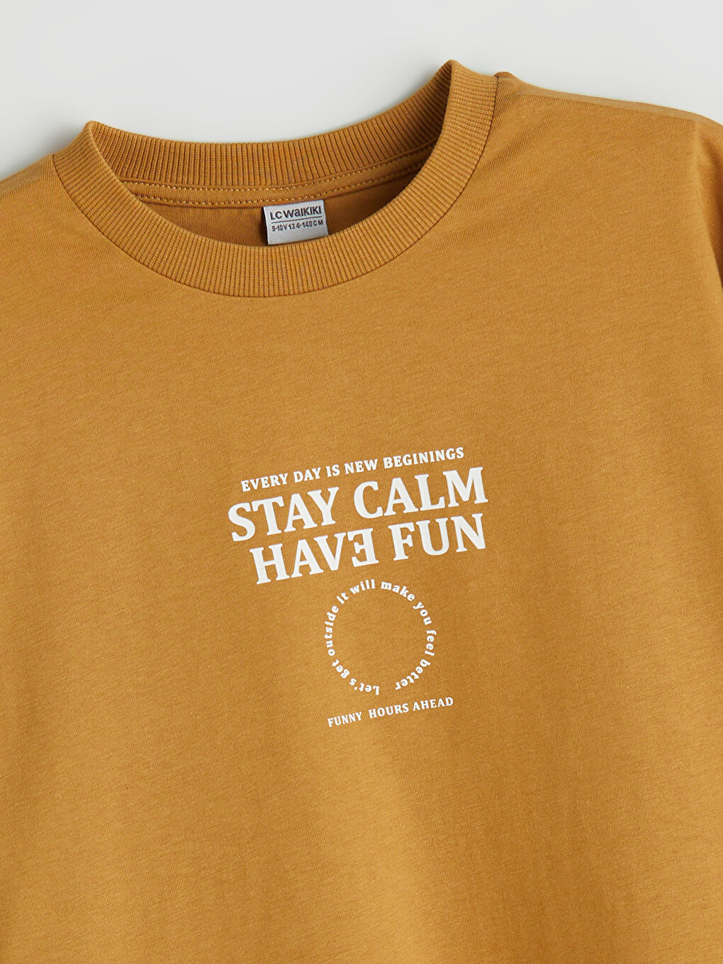 Kahverengi Bisiklet Yaka Erkek Çocuk Tişört-1